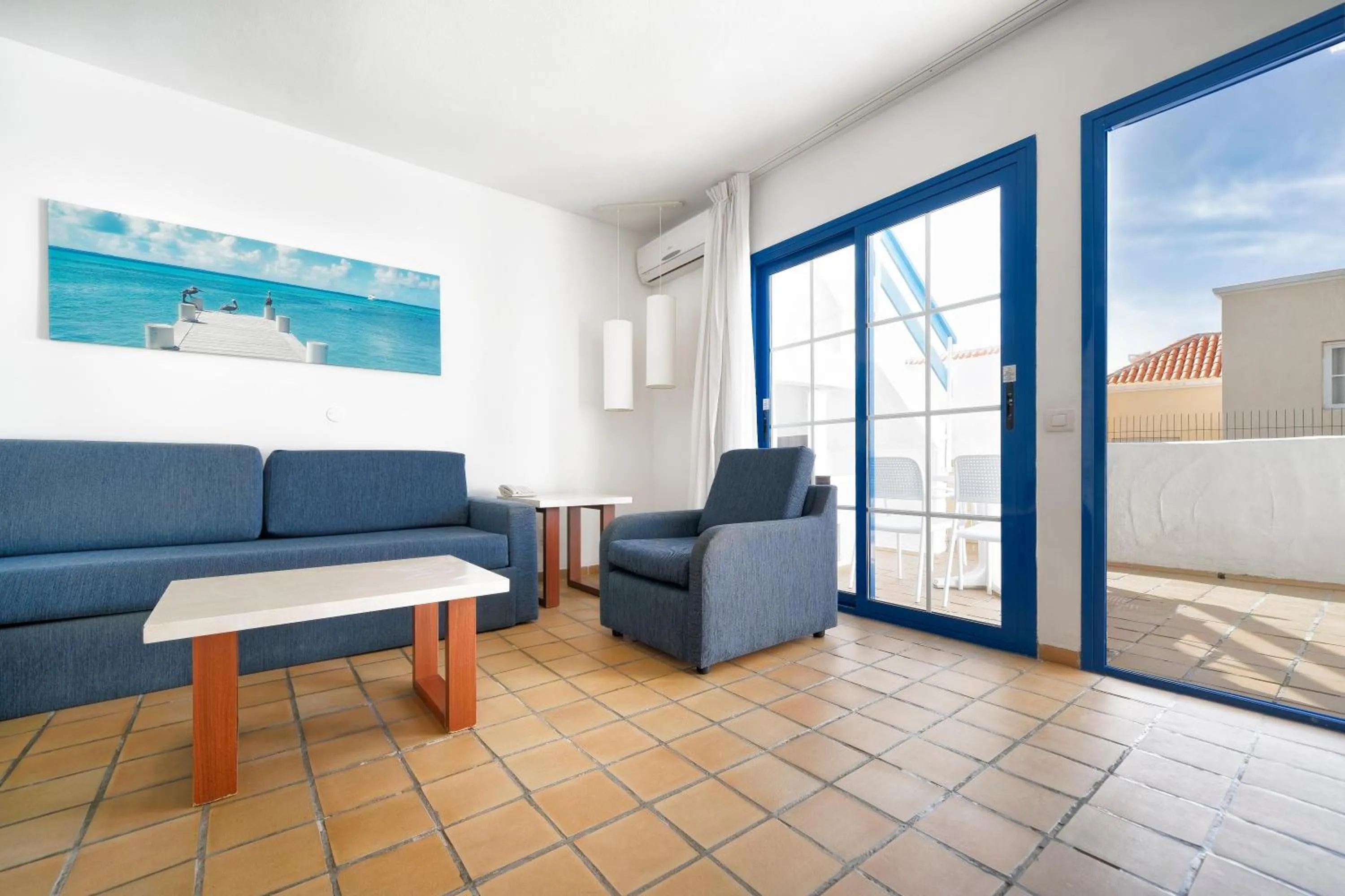 Photo of the whole room in LABRANDA Bahía Fañabé & Villas