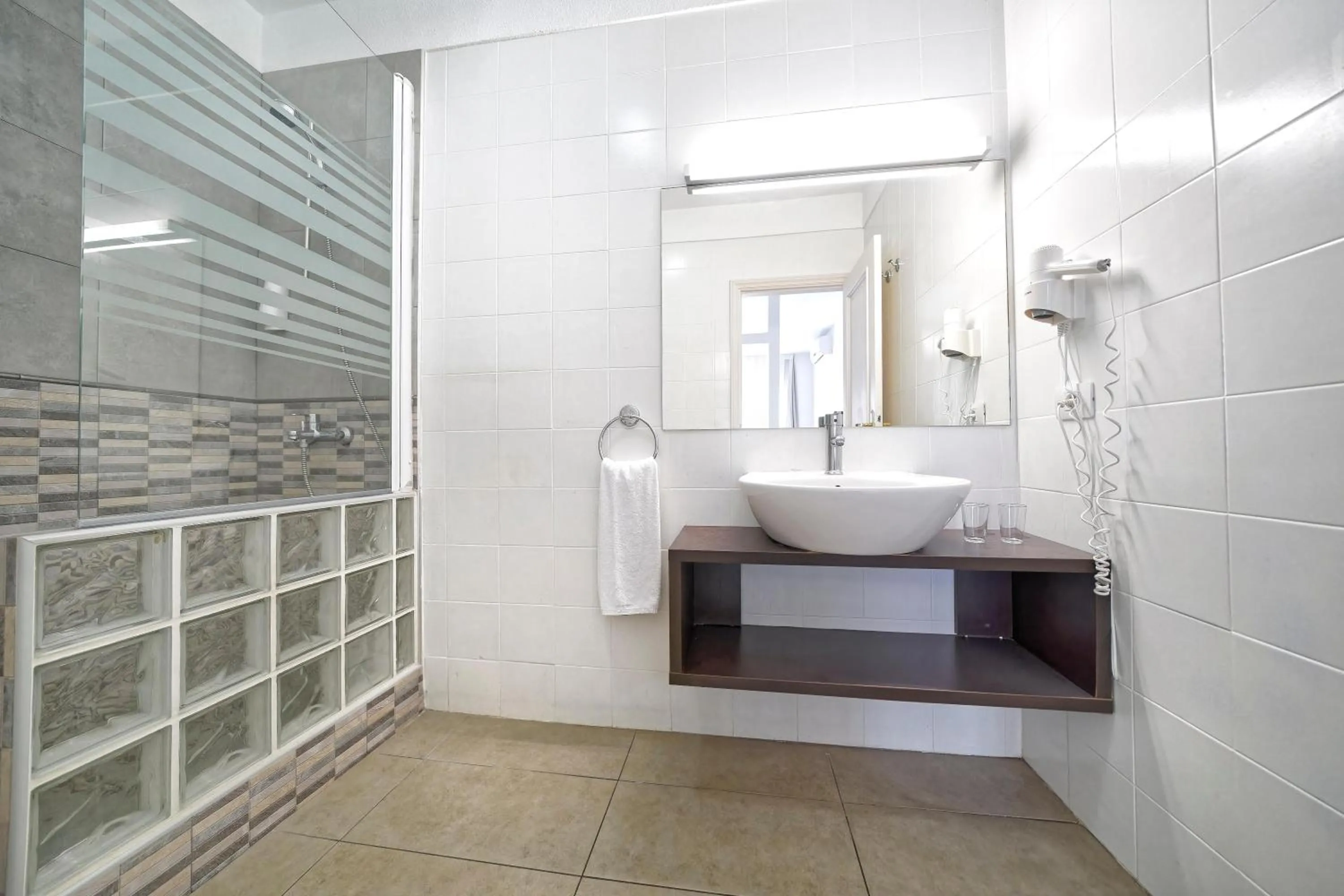 Bathroom in LABRANDA Bahía Fañabé & Villas