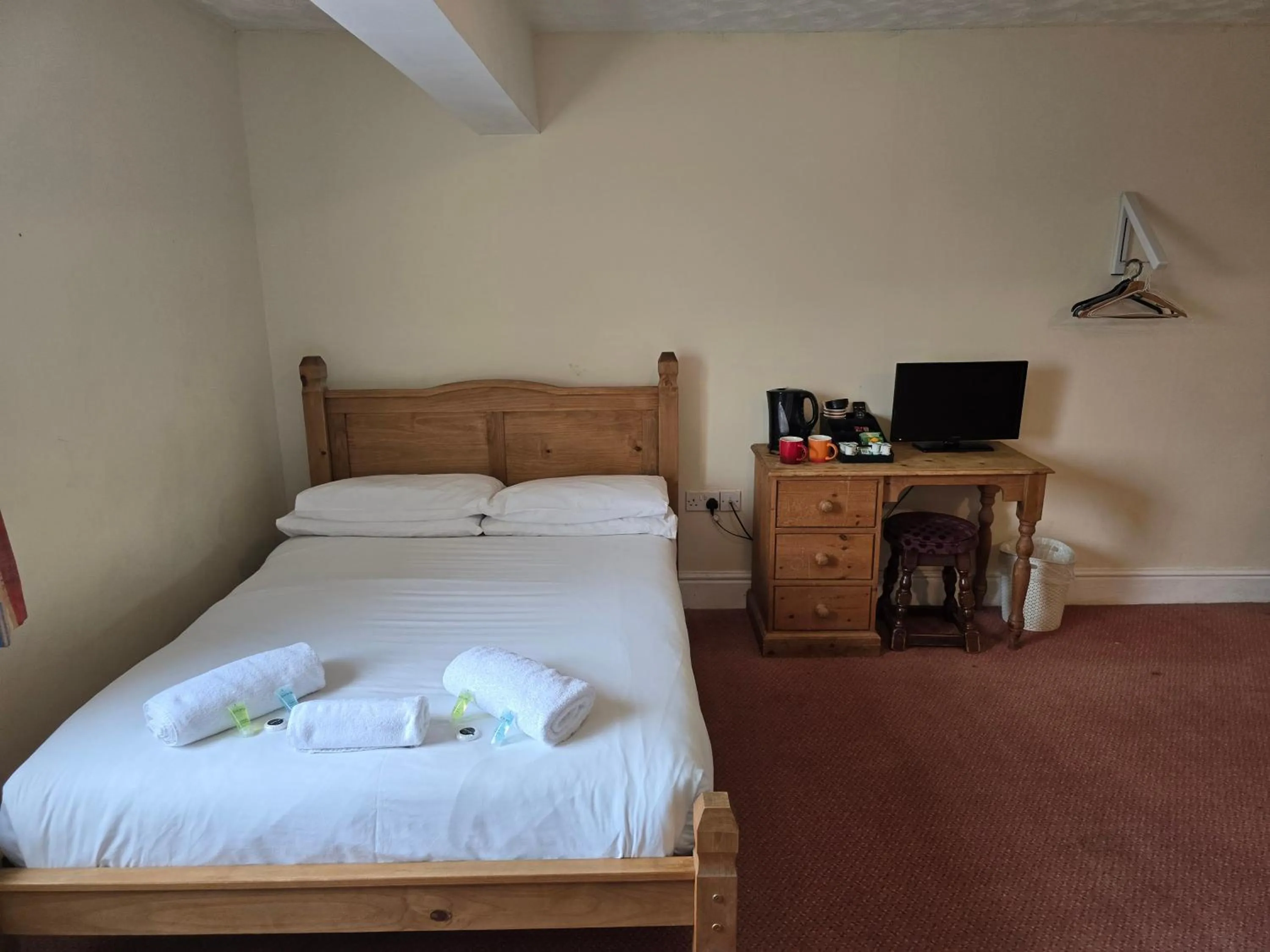 Bed in The Menai Hotel and Bar