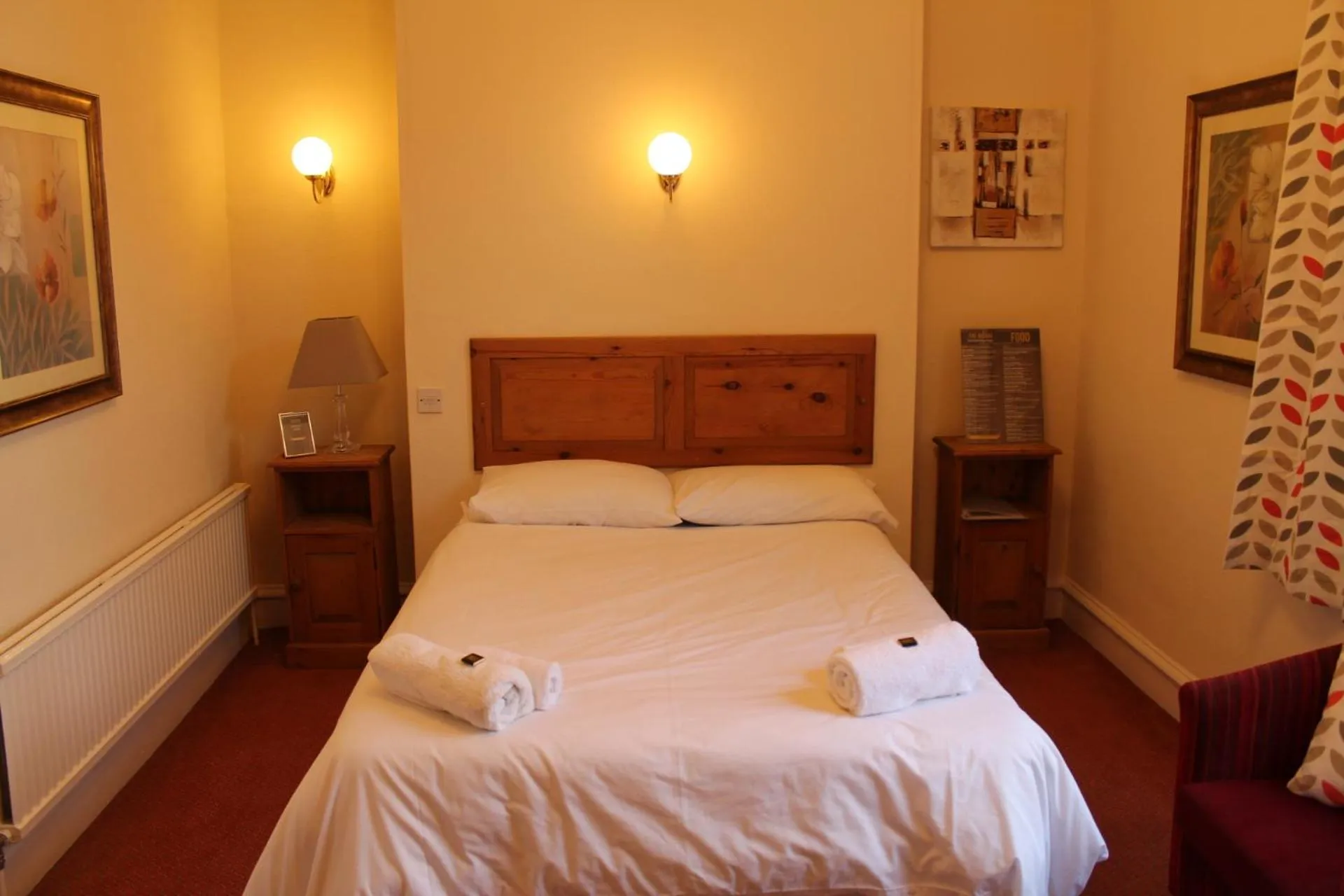 Bed in The Menai Hotel and Bar