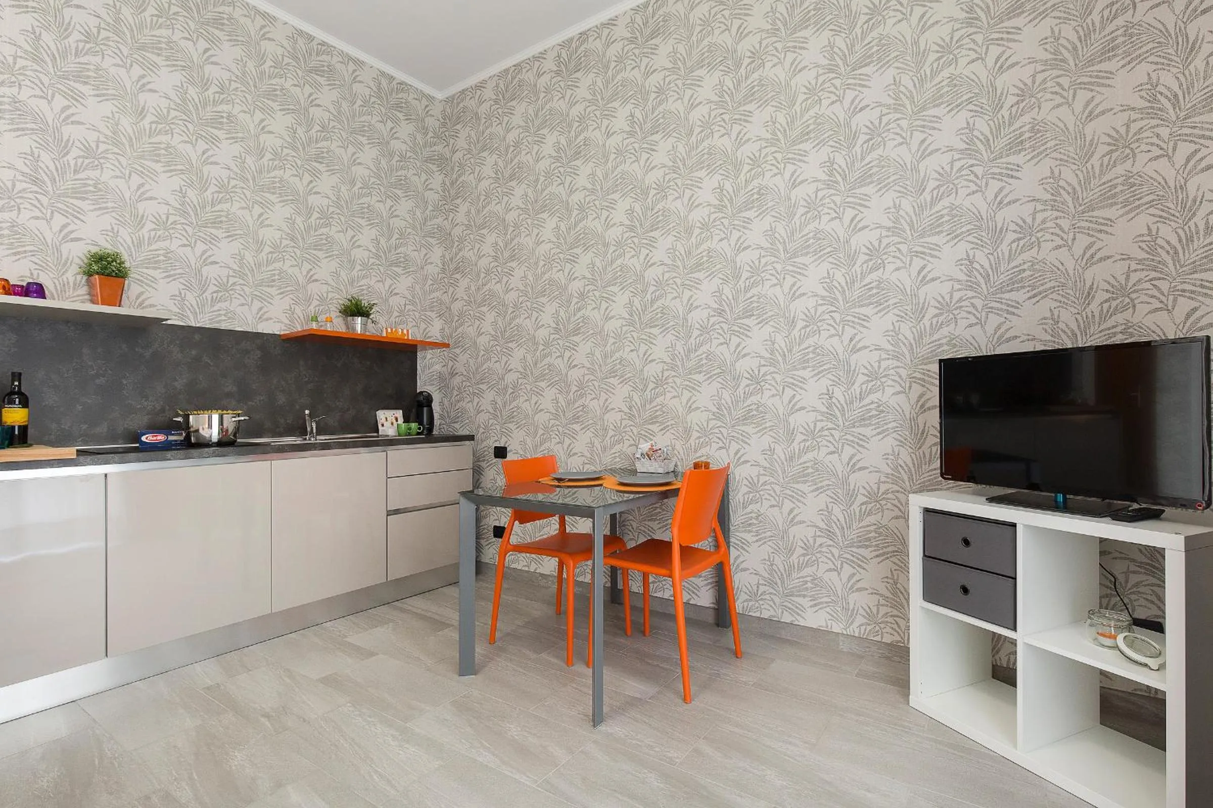 Dining area in Bnbook Residence La Red