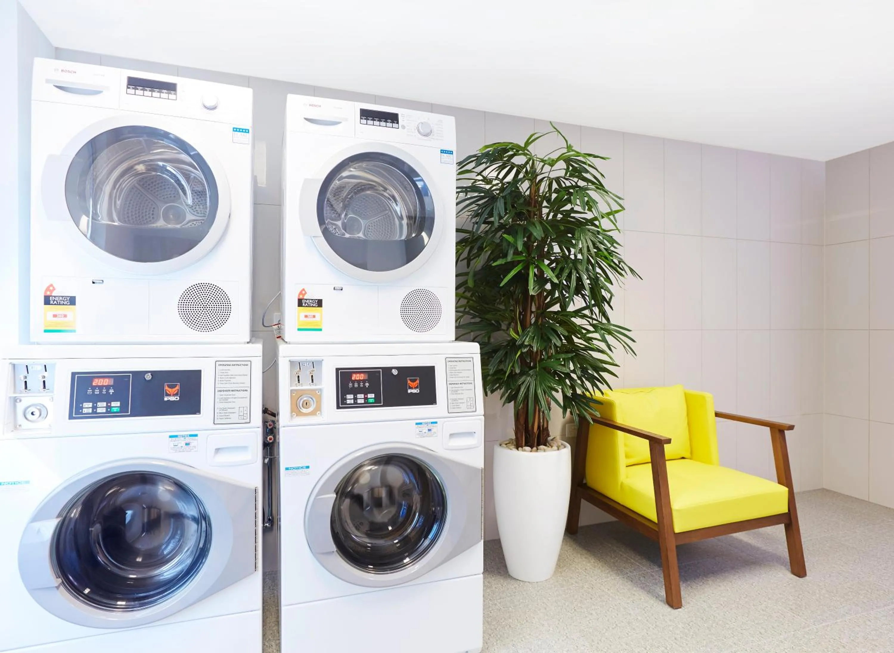 Lobby or reception in Holiday Inn Express Brisbane Central by IHG