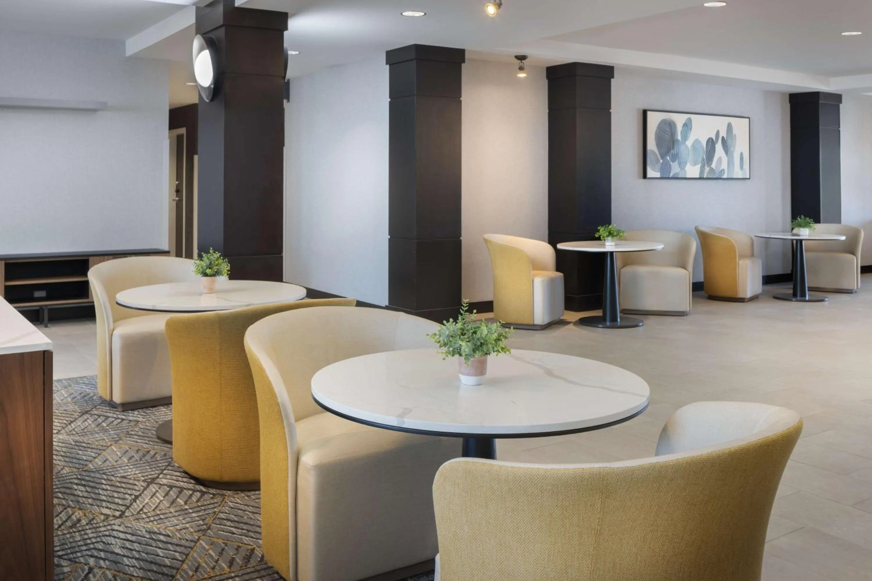 Lobby or reception in Homewood Suites by Hilton Cathedral City Palm Springs