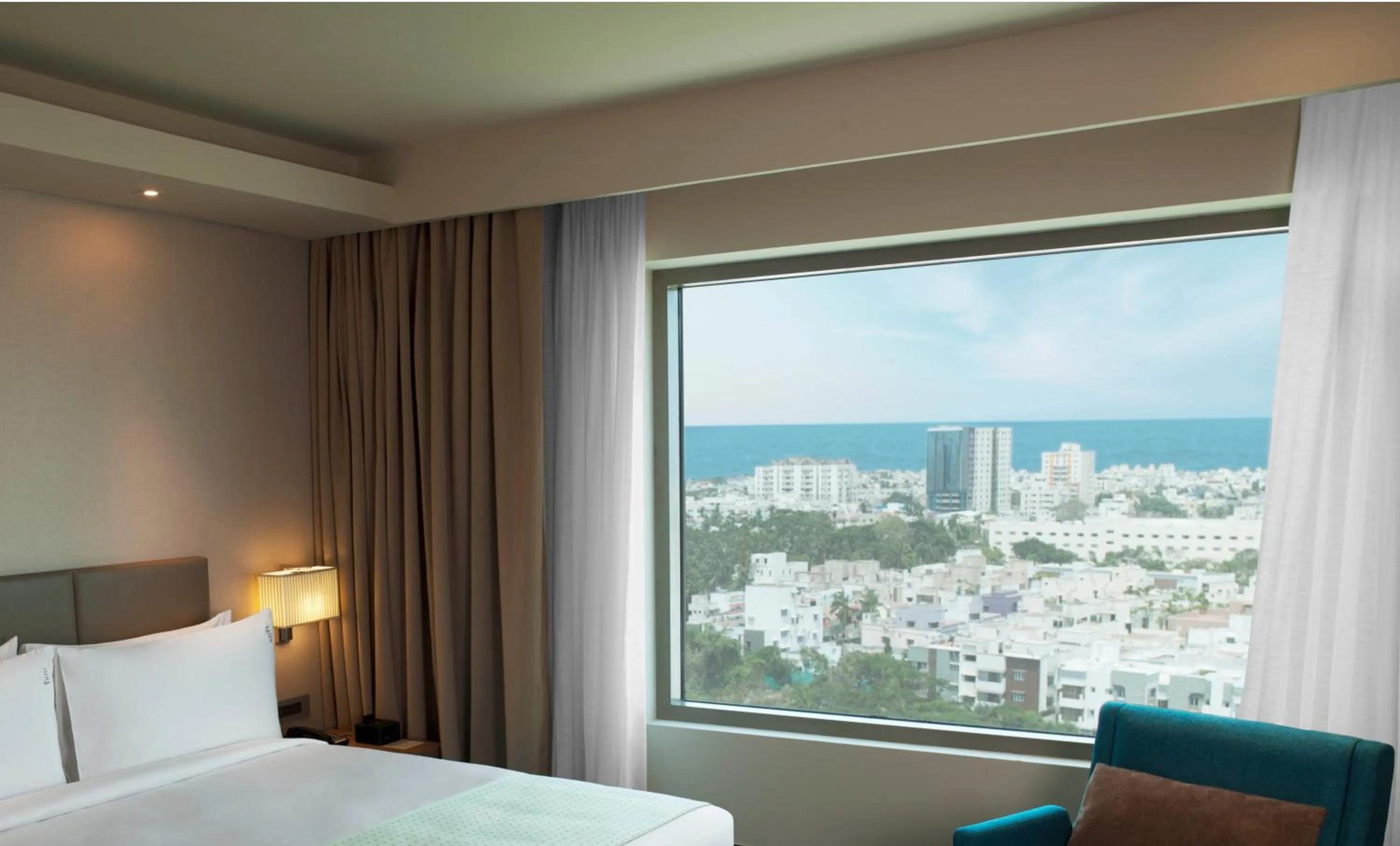 Sea view, Bed in Holiday Inn Chennai OMR IT Expressway by IHG