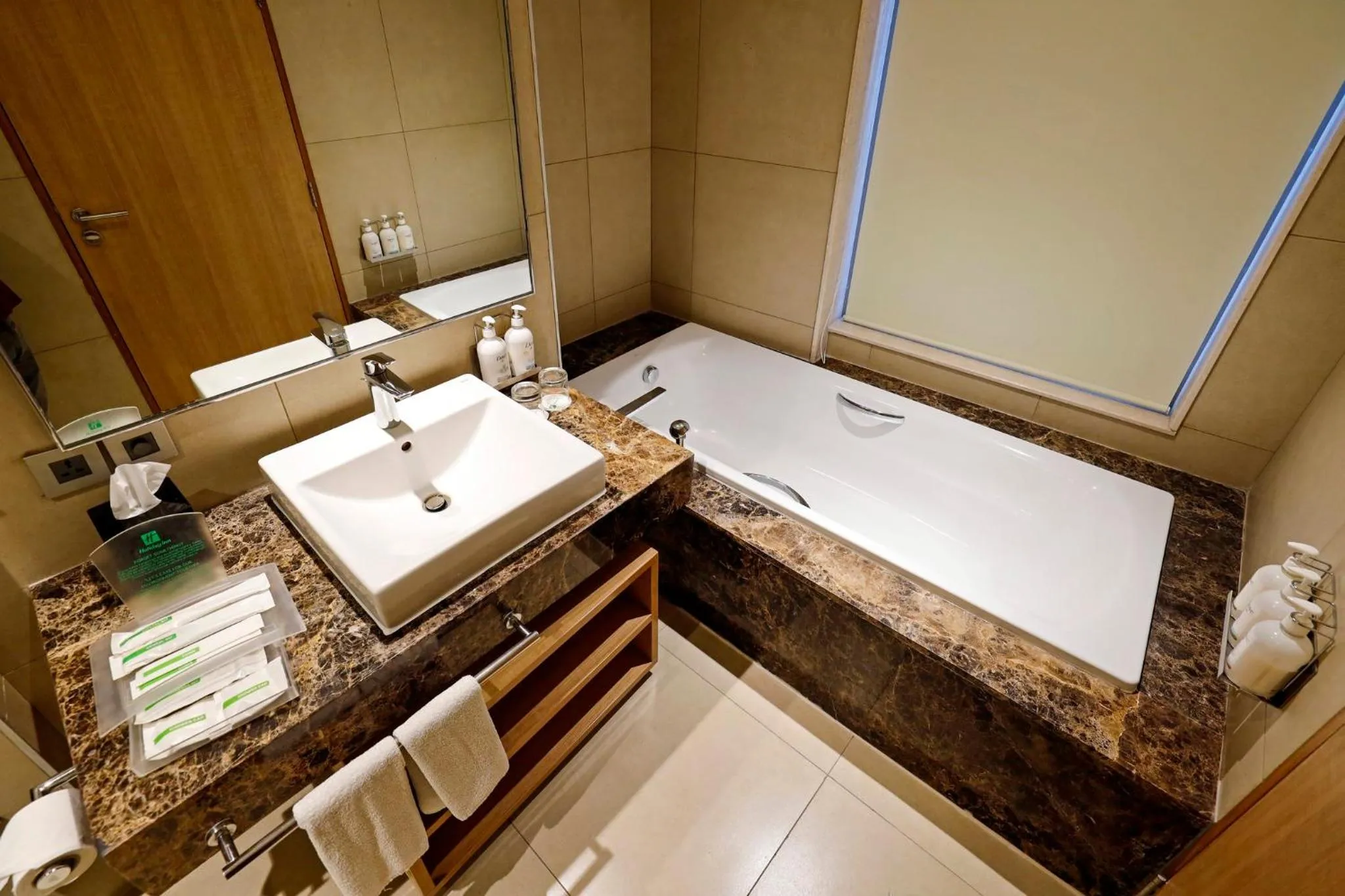 Bathroom, Bed in Holiday Inn Chennai OMR IT Expressway by IHG