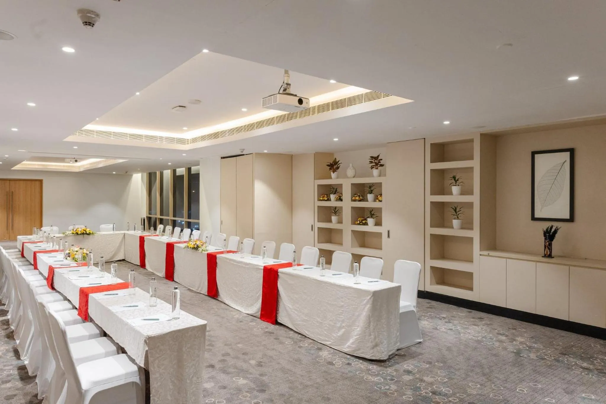 Meeting/conference room in Holiday Inn Chennai OMR IT Expressway by IHG
