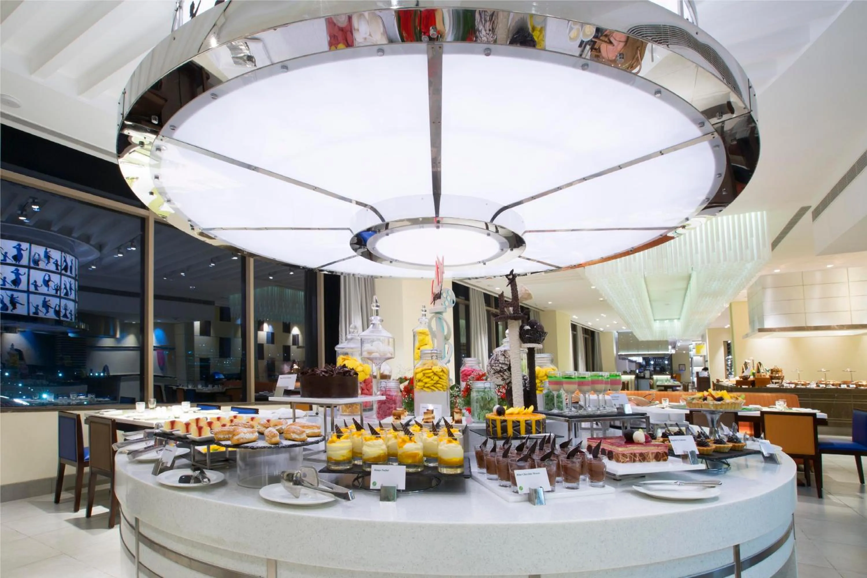 Restaurant/places to eat in Holiday Inn Chennai OMR IT Expressway by IHG