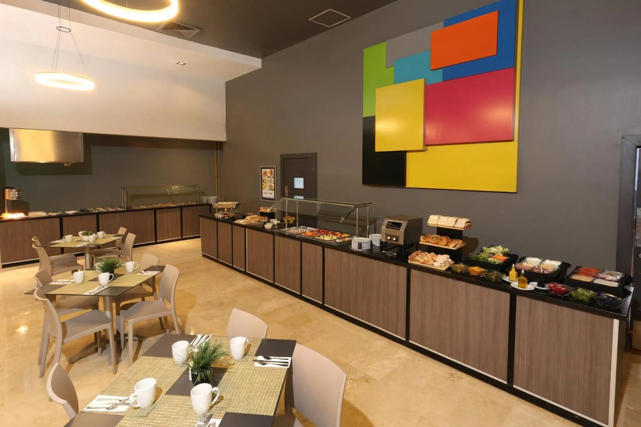 Restaurant/places to eat in Holiday Inn Resort Mazatlan by IHG