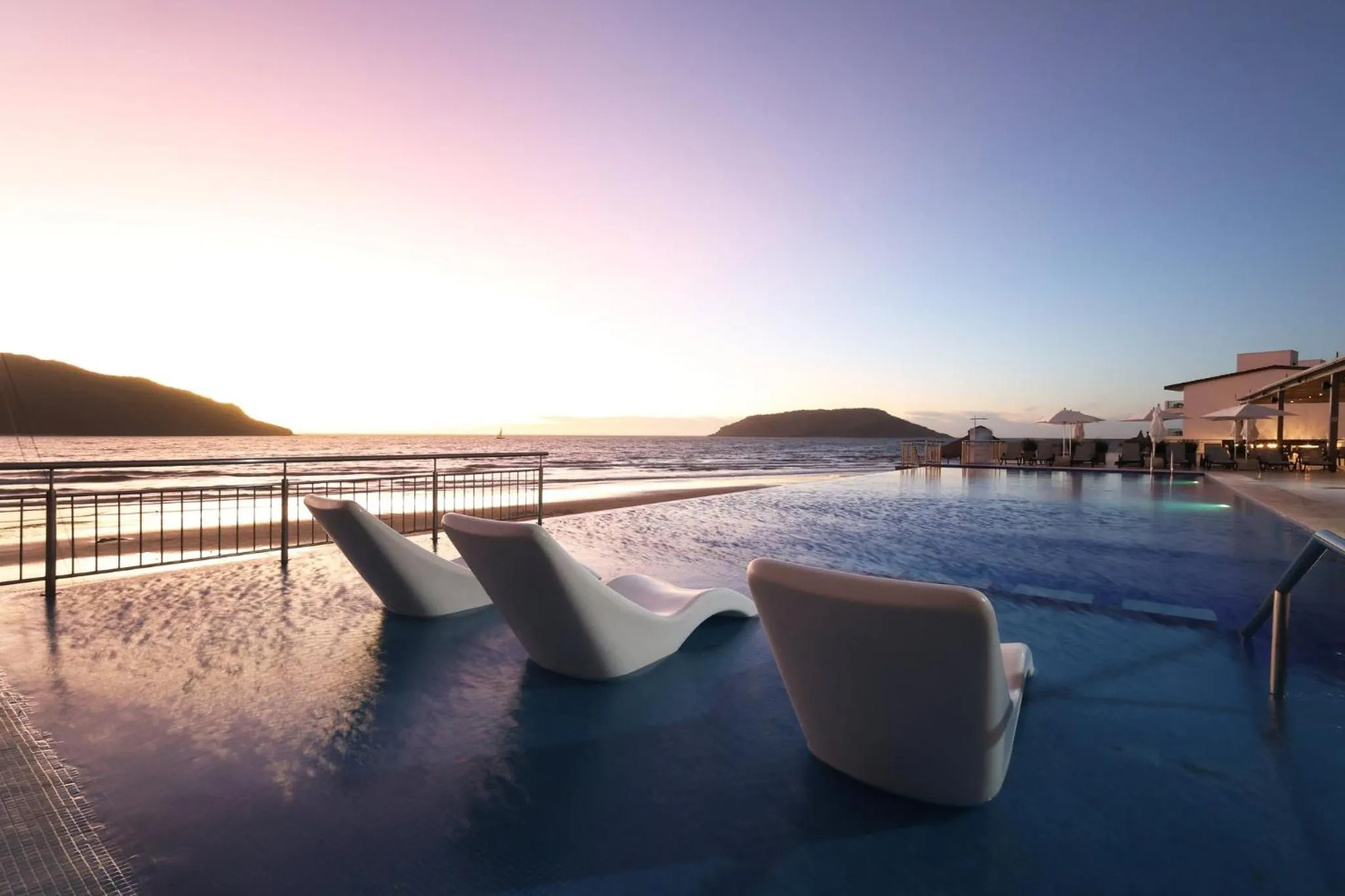 Swimming pool in Holiday Inn Resort Mazatlan by IHG