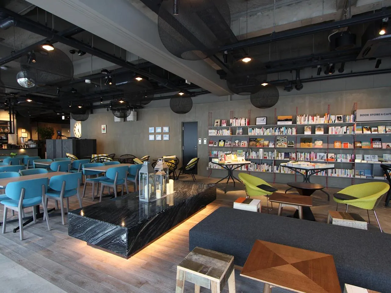 American breakfast in Calendar Hotel