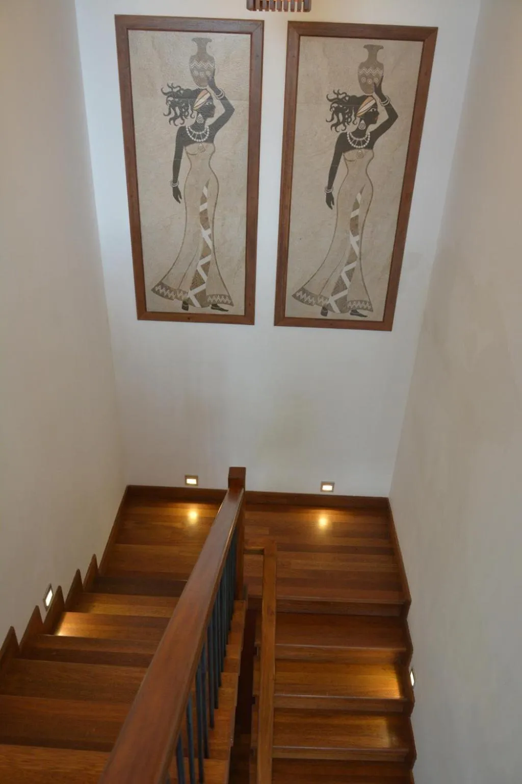 Facade/entrance in Villa Mount Royal