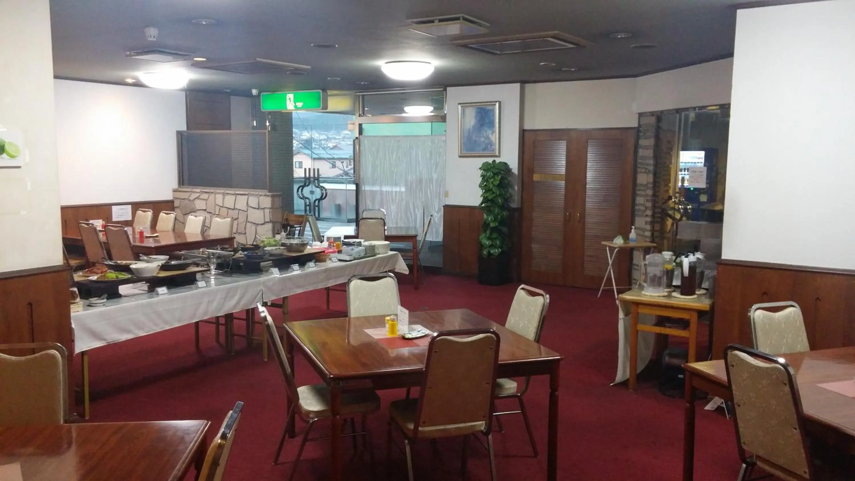 Food and drinks in HOTEL CROWN HILLS FUJINOMIYA