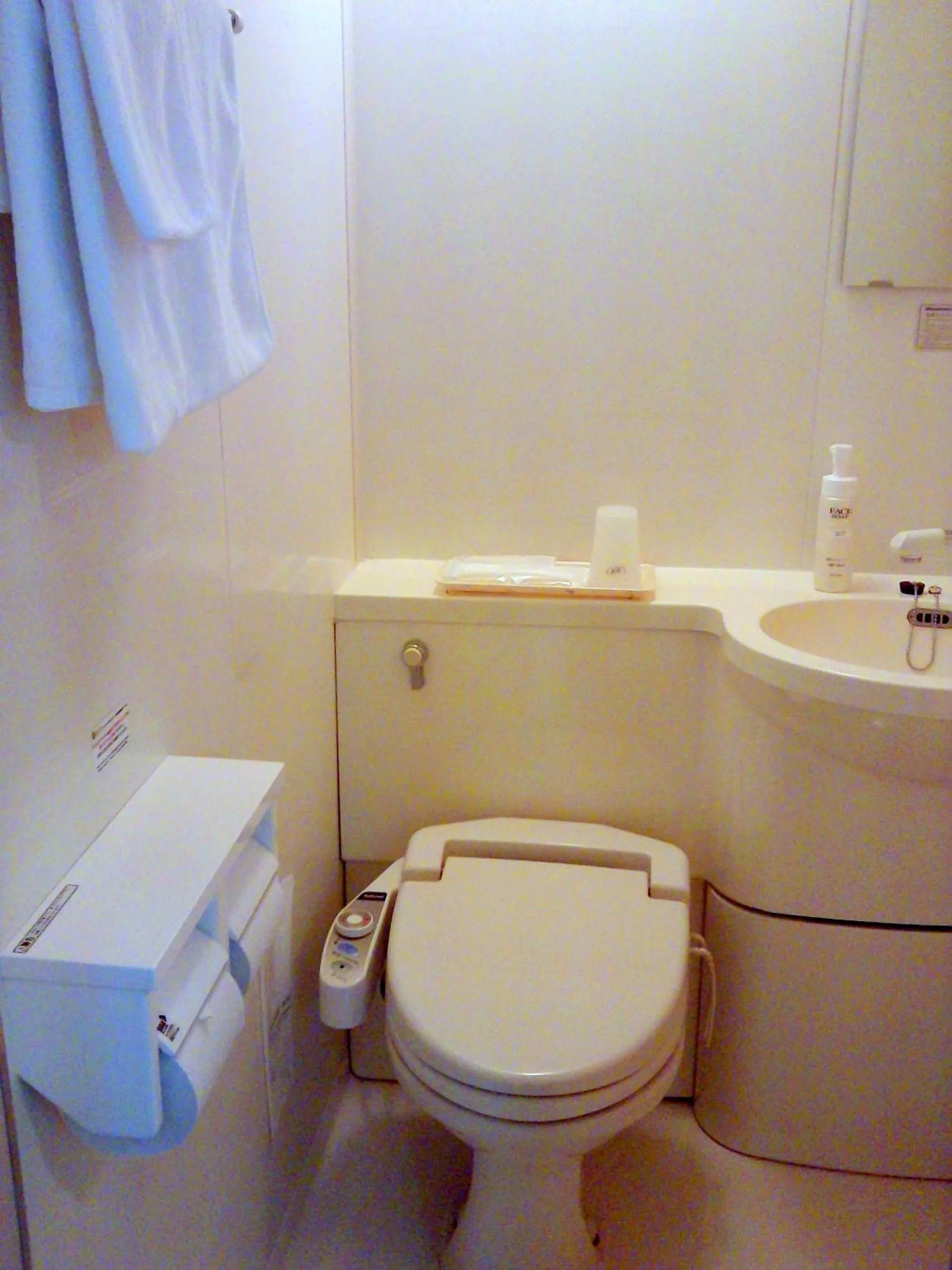 Photo of the whole room in Okaya Central Hotel