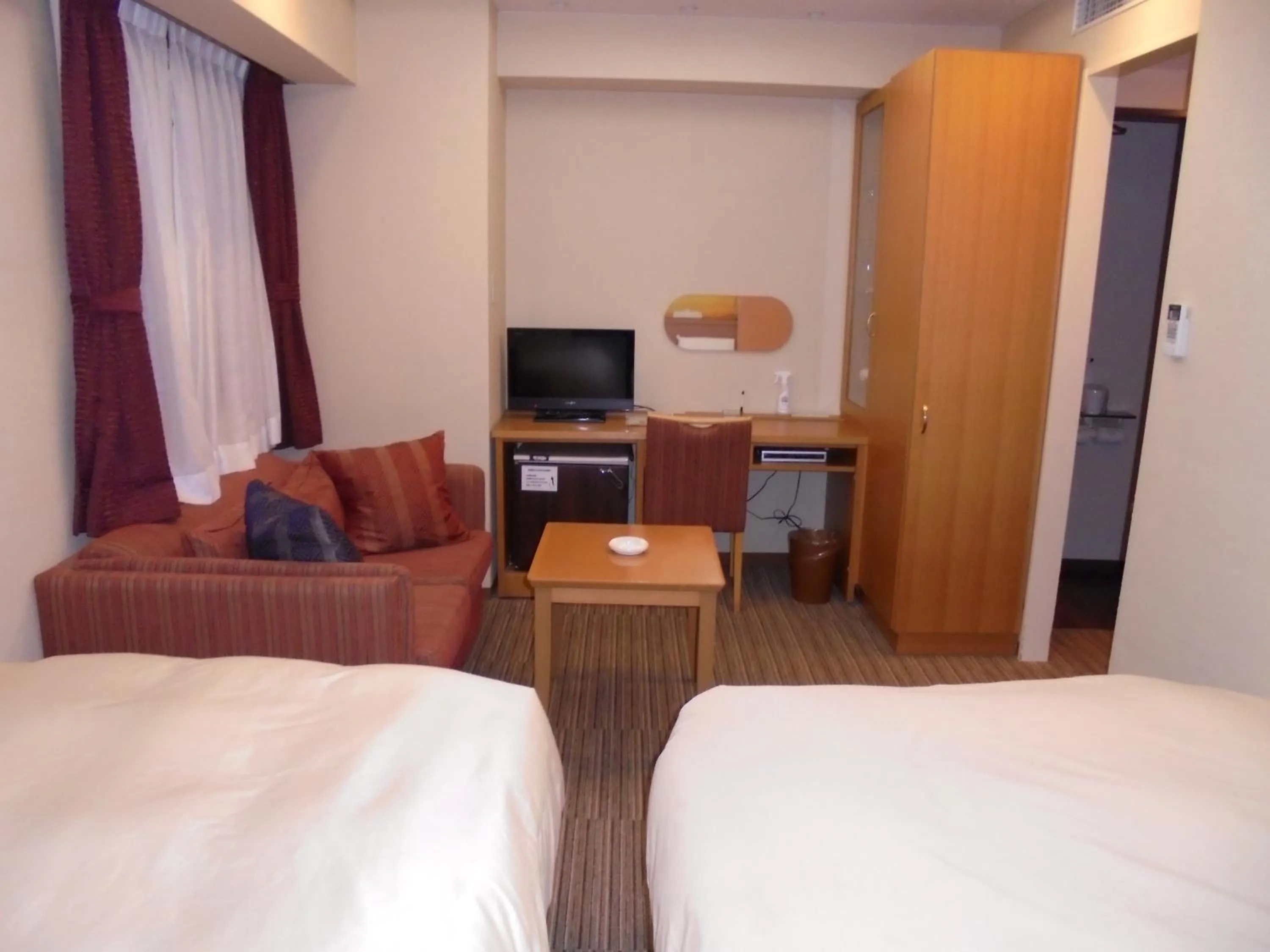 Photo of the whole room, Bed in Spa & Sauna Hotel Hitachi Plaza