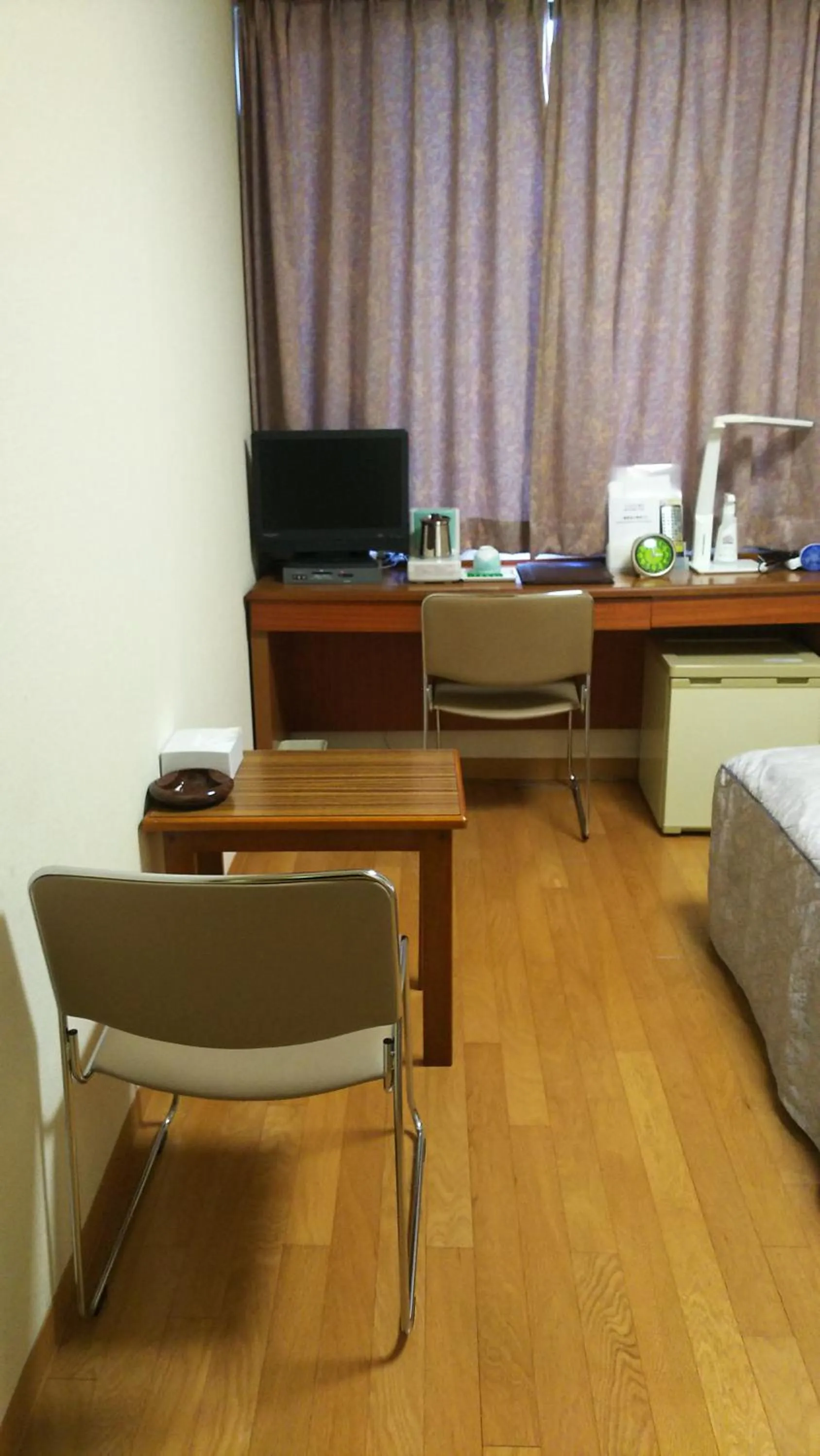 Photo of the whole room in New Central Hotel Katsuta