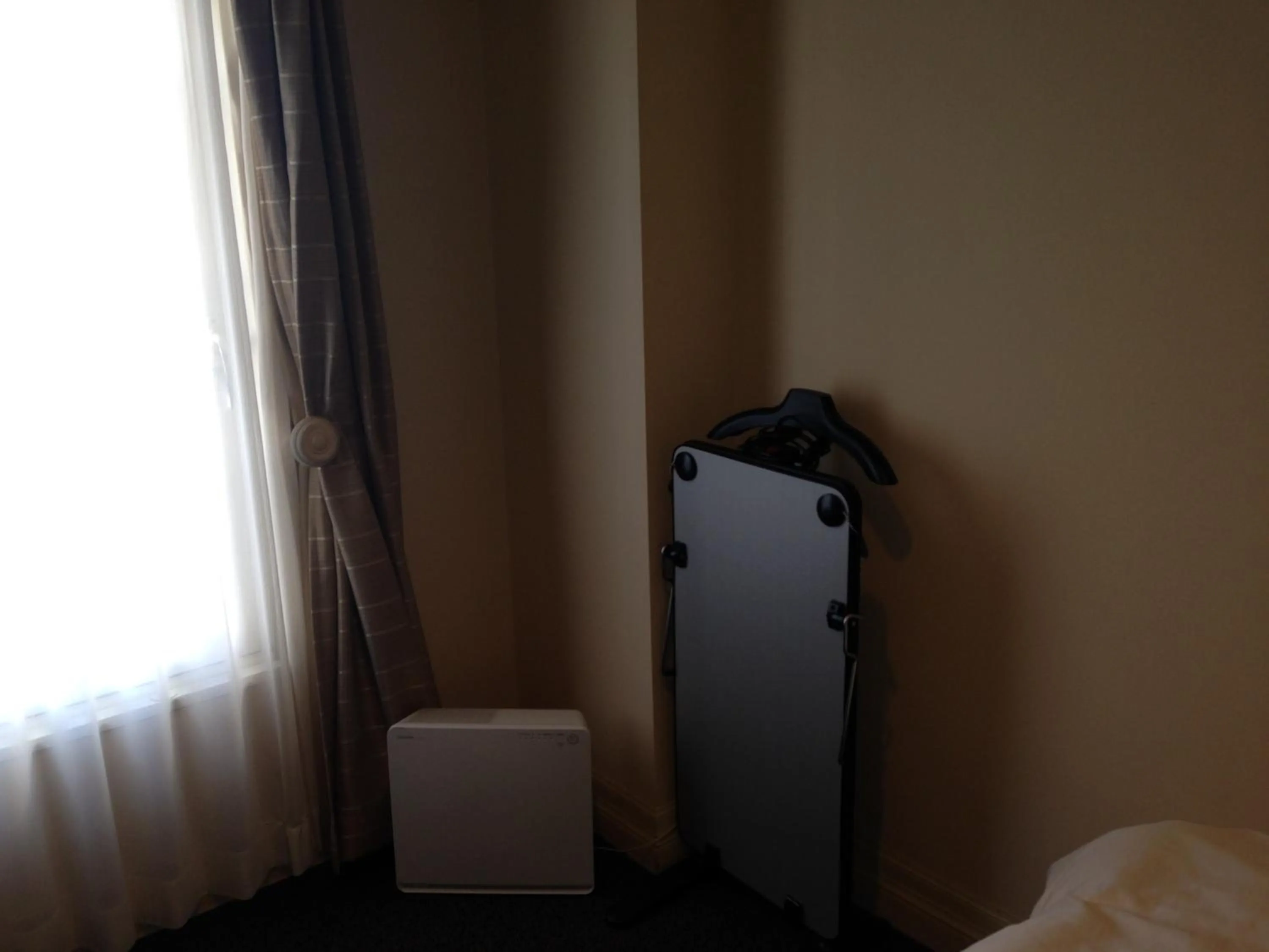 Decorative detail in Creston Hotel