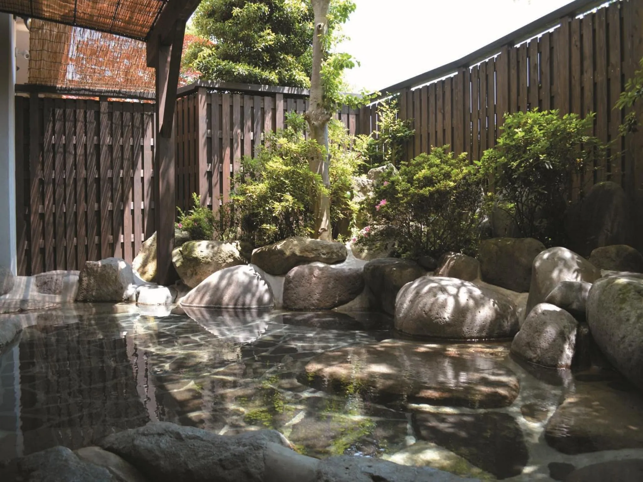 Open Air Bath in Harazuru Grand Sky Hotel
