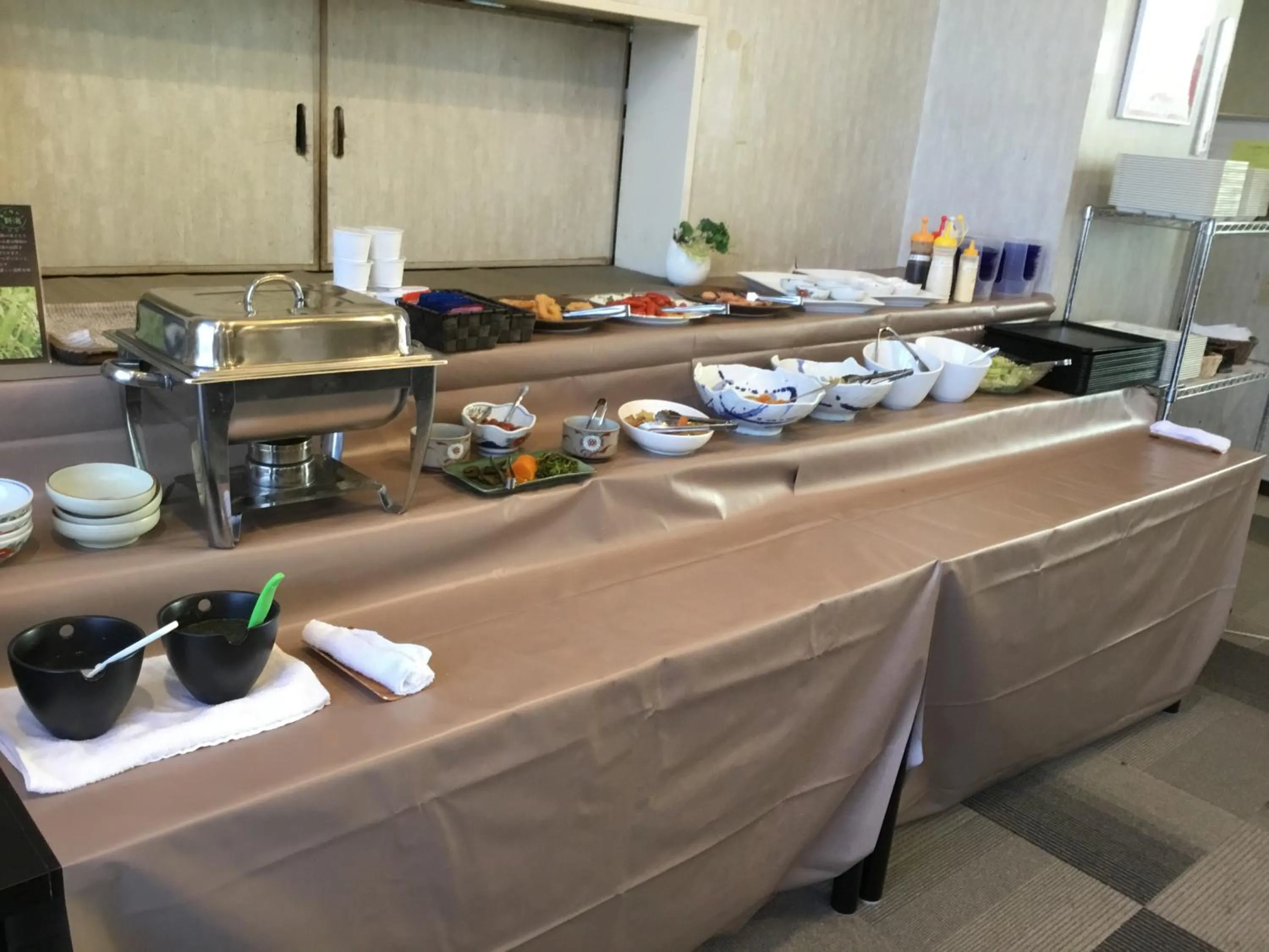 Restaurant/places to eat in Hotel Tsubame Hills