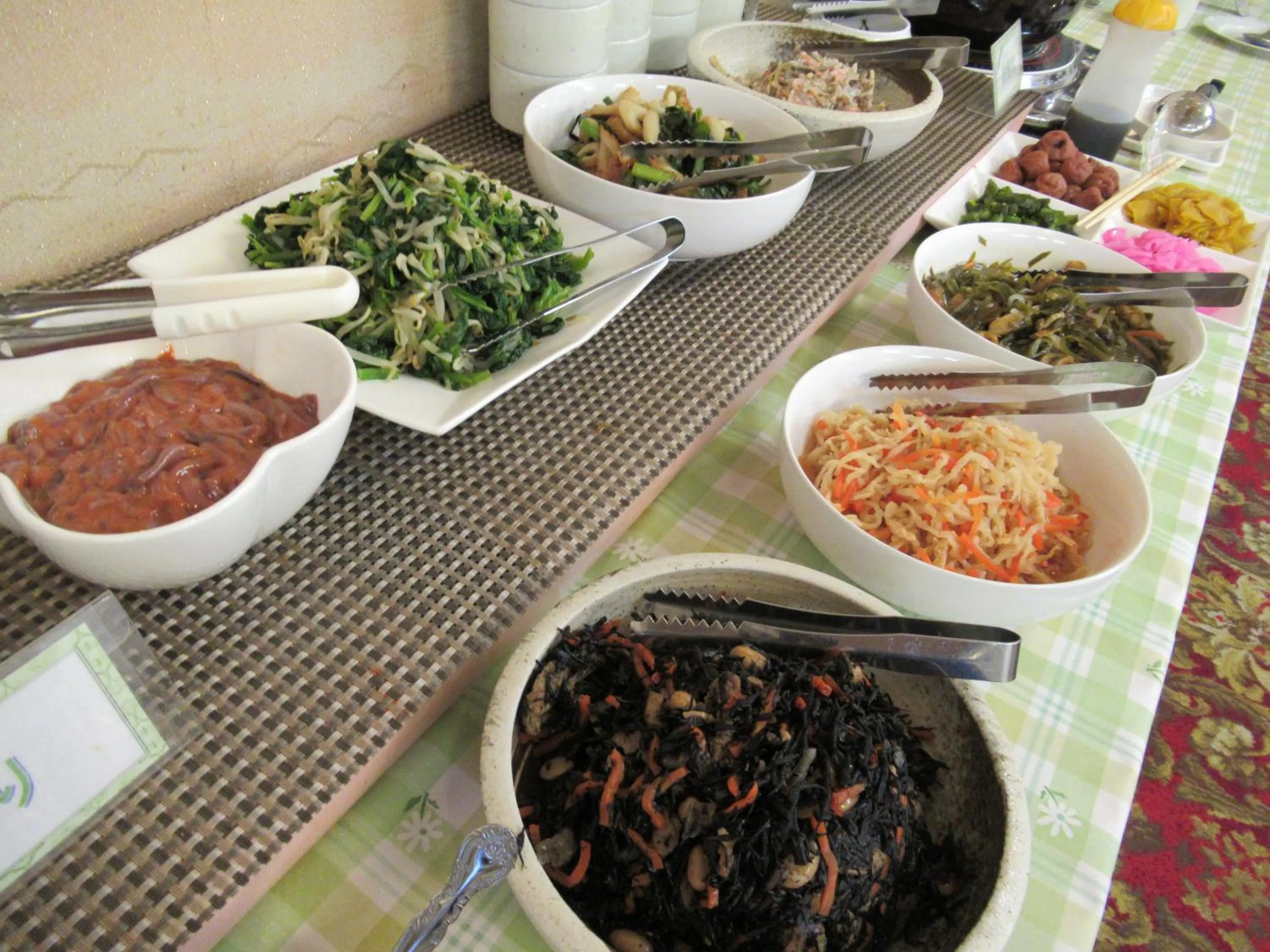 Buffet breakfast in Hotel Miyako Hills