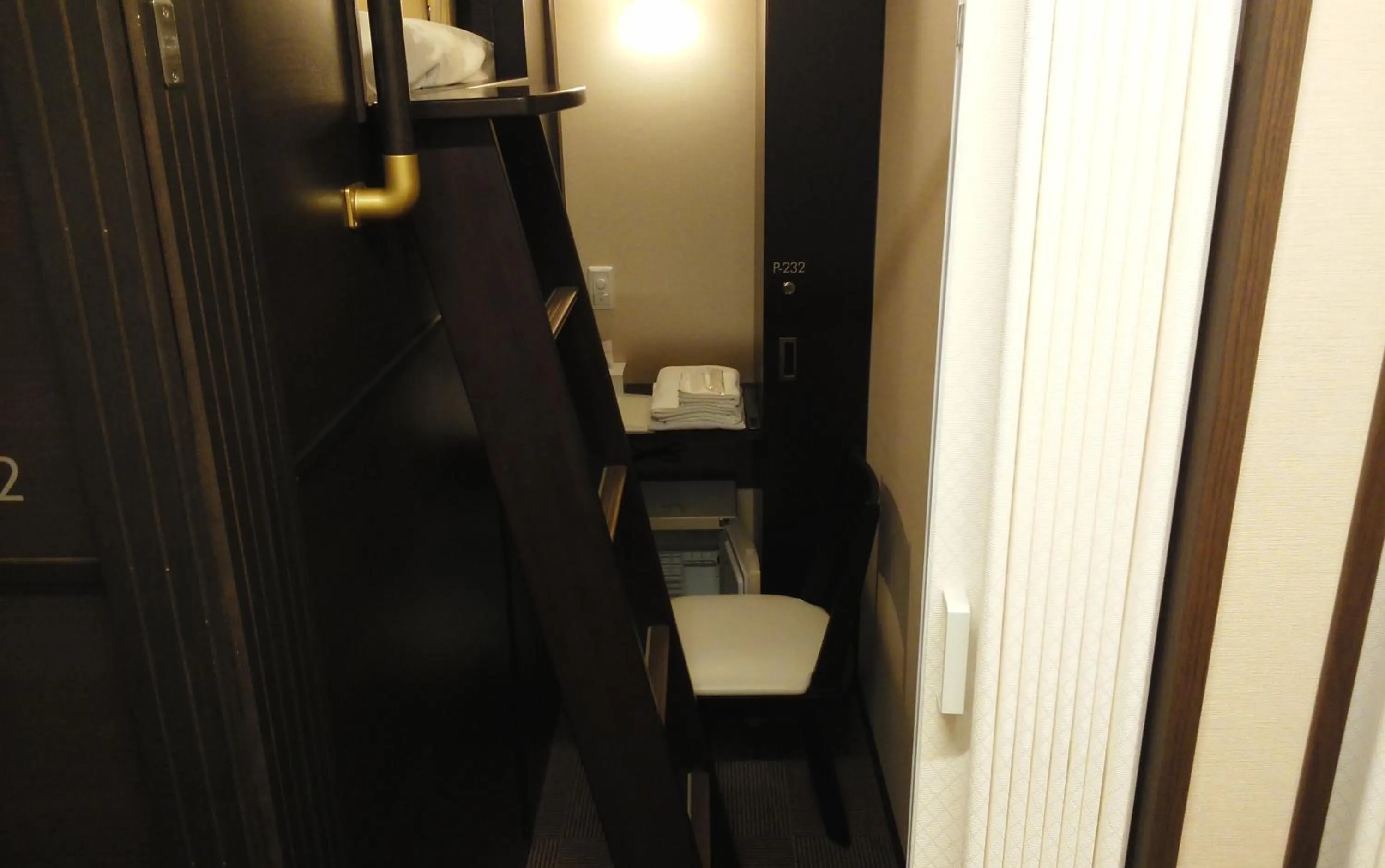 bunk bed in Hotel Miyako Hills