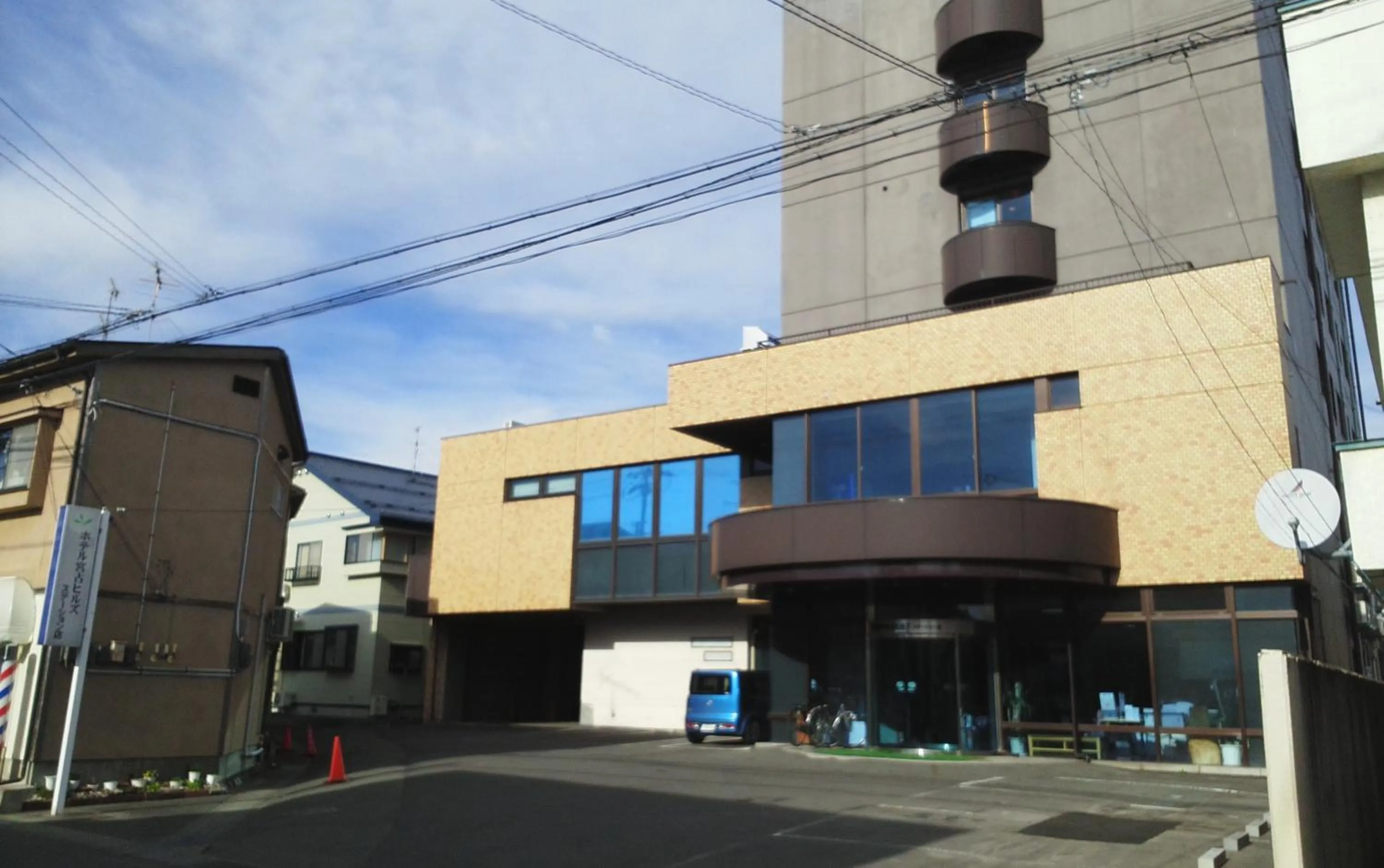 Property building in Hotel Miyako Hills