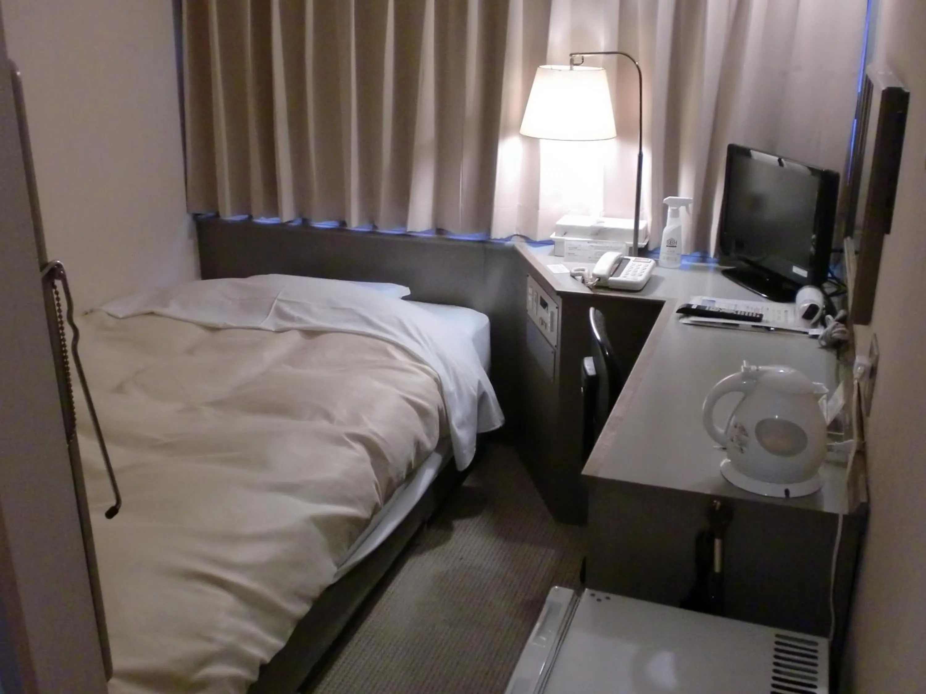 Bed in Tsuyama Central Hotel Annex