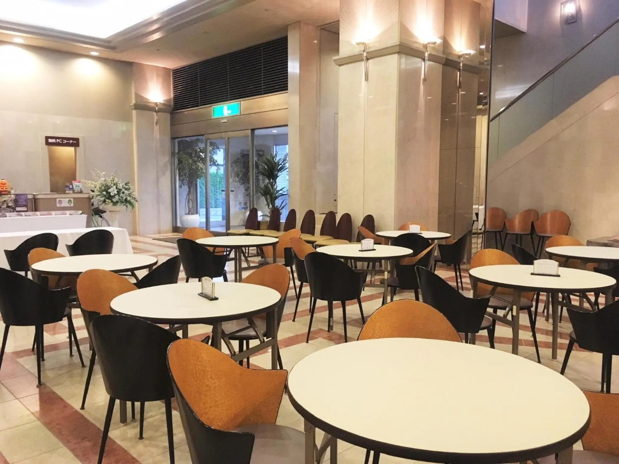 Restaurant/places to eat in Oustat Kokusai Hotel Tajimi