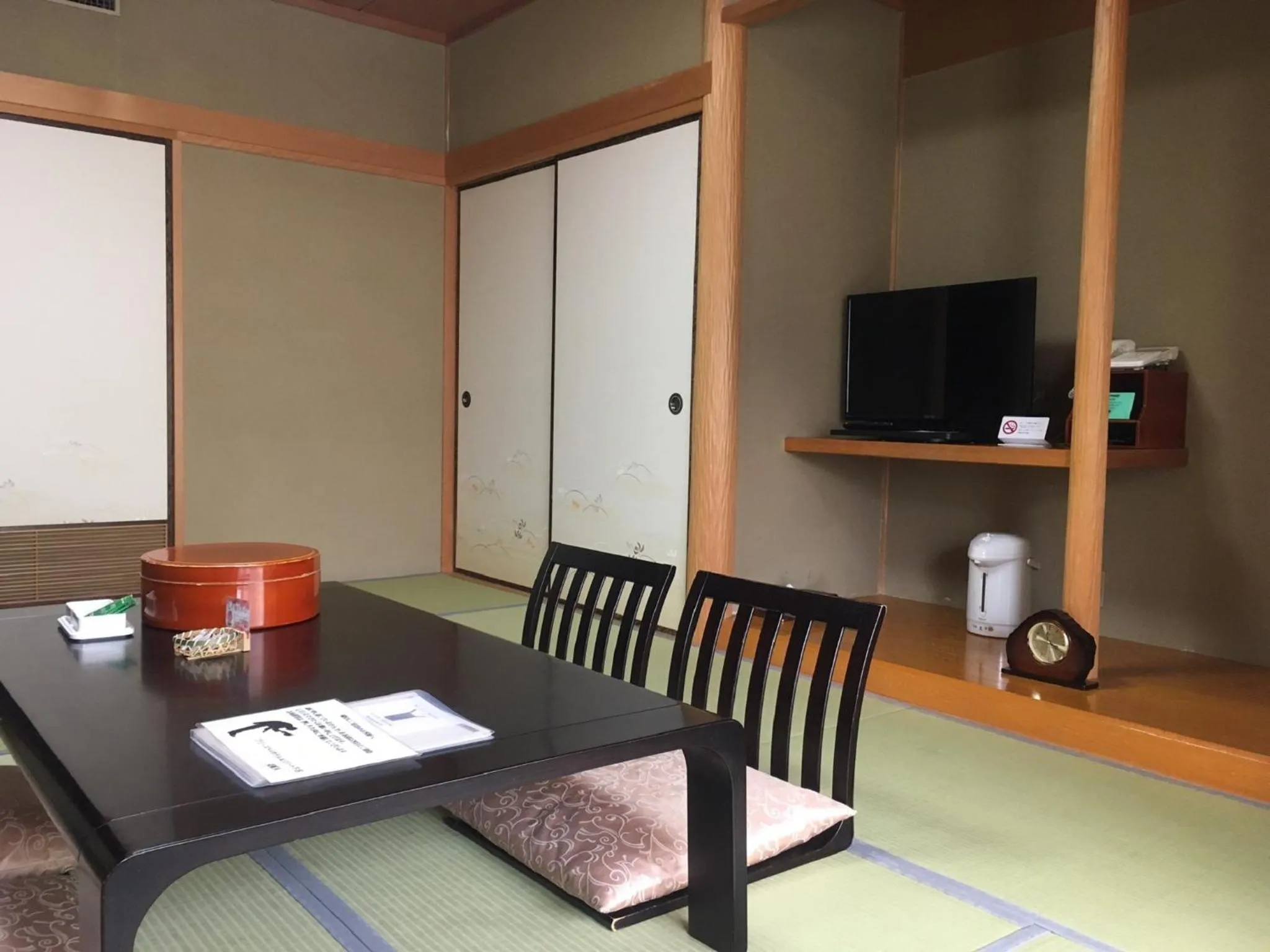 Seating area in Breezbay Hotel & Resort Gero