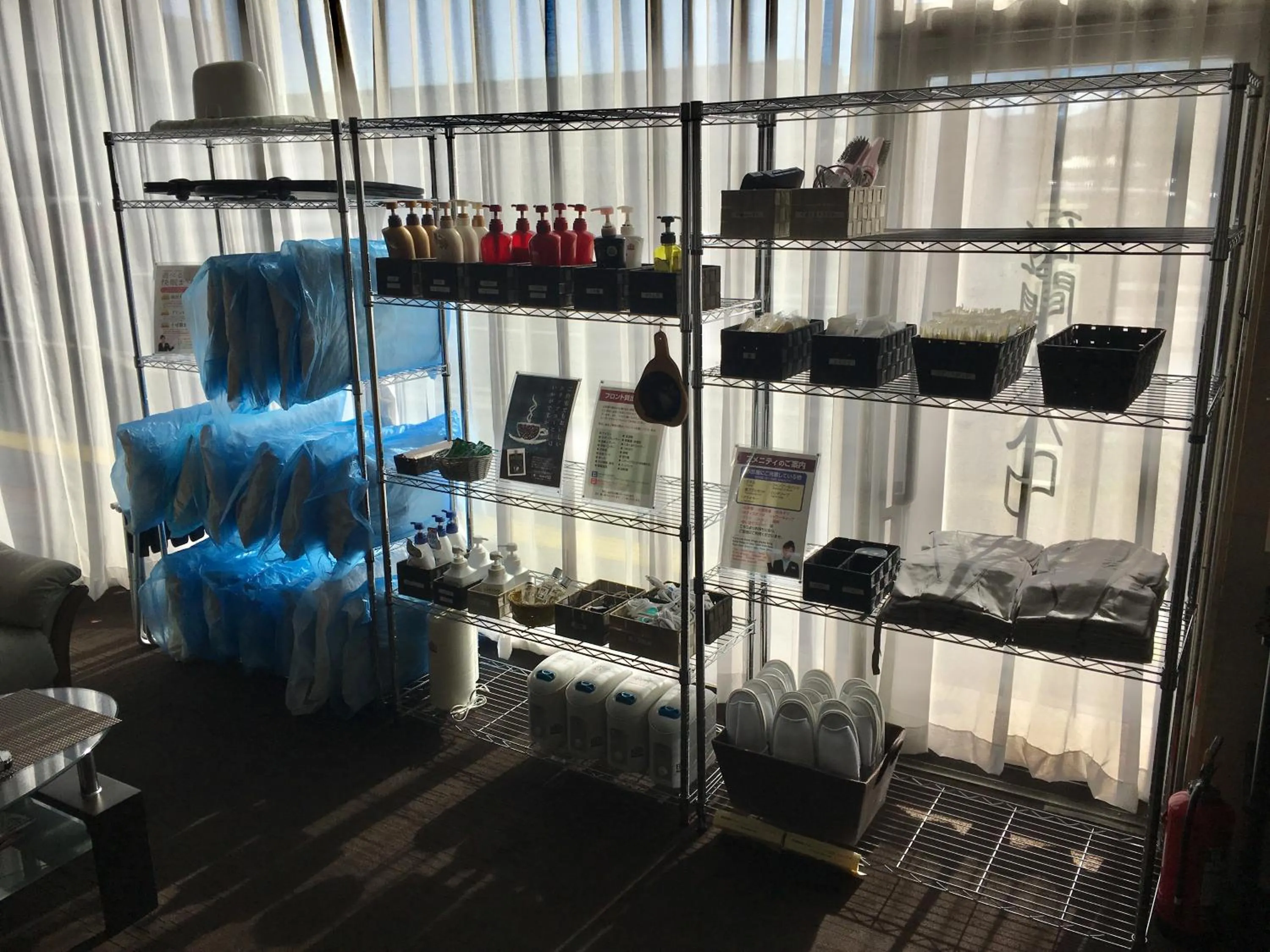 On-site shops in Hotel Hikari Hills