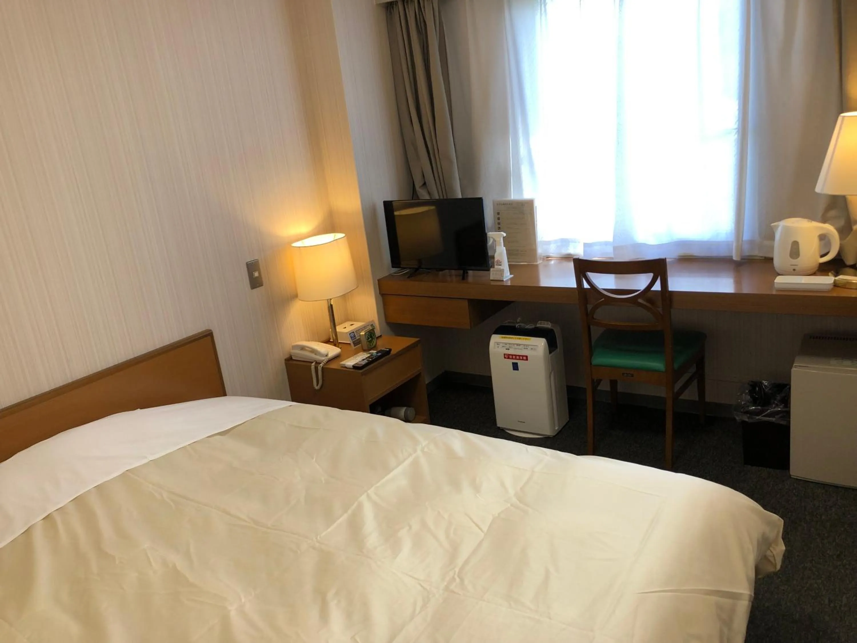 Photo of the whole room, Bed in Hotel Togane Hills