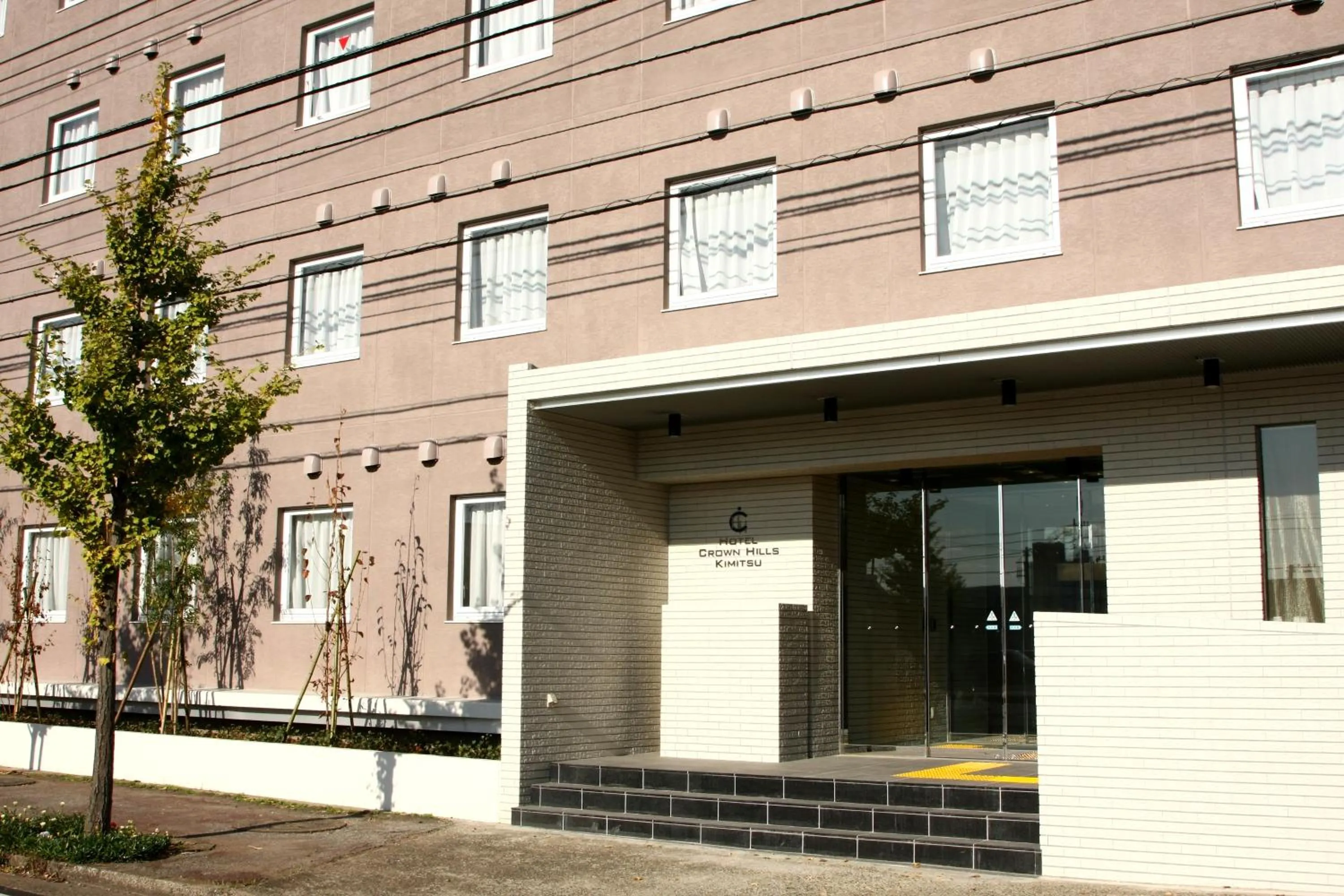 Facade/entrance in Hotel Crown Hills Kimitsu