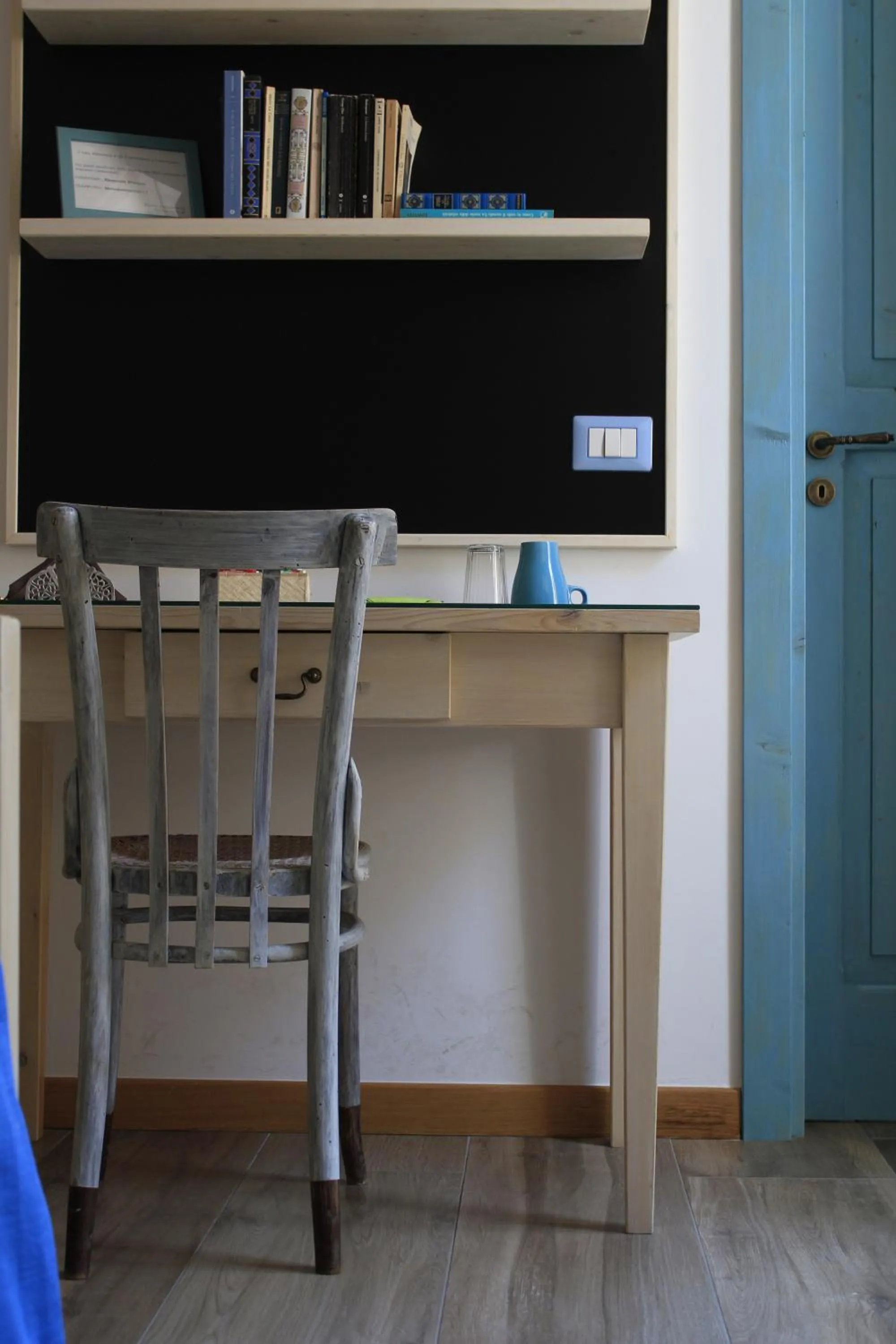 Decorative detail in Elementa