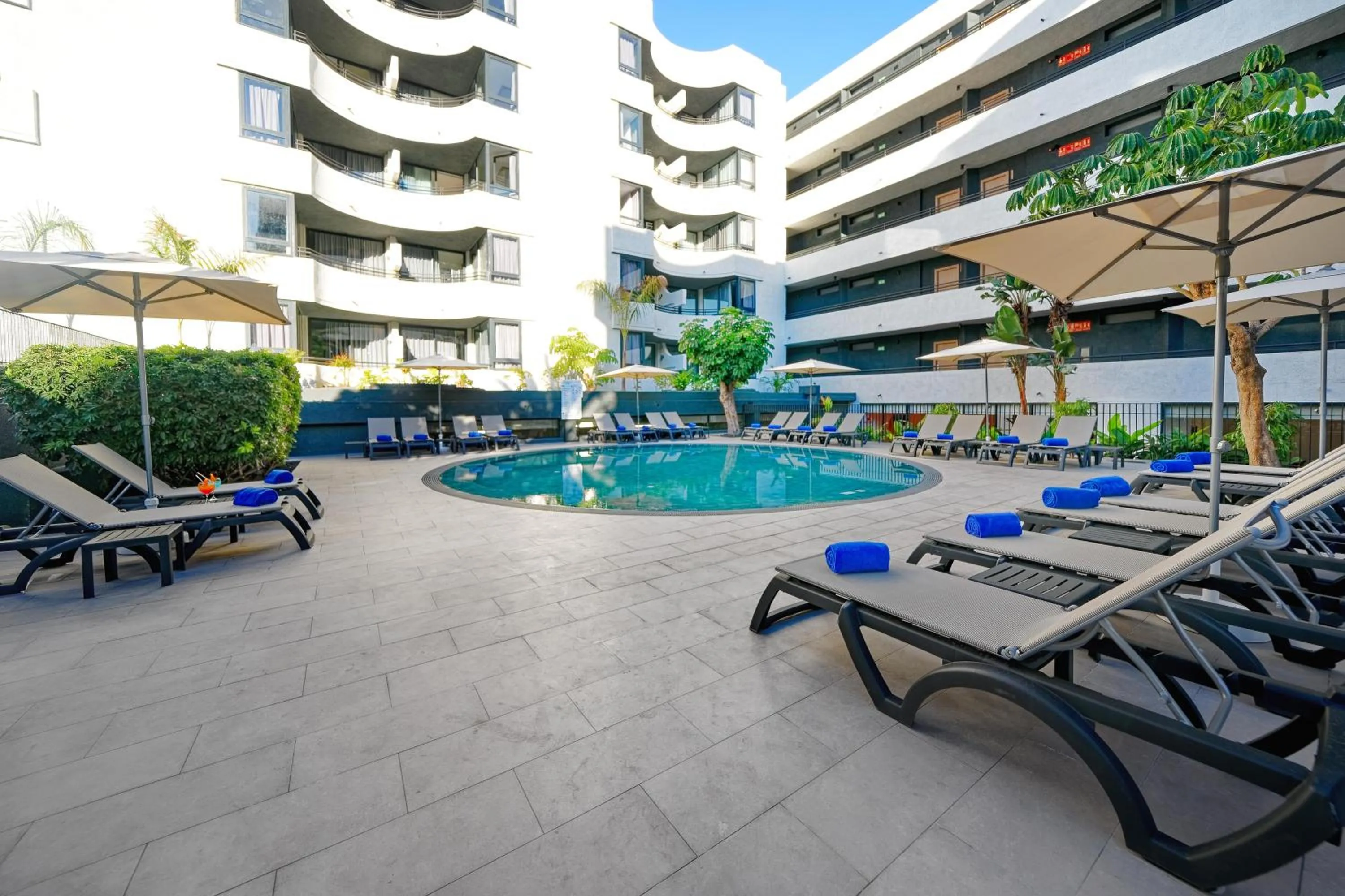 Swimming pool in Labranda Suites Costa Adeje