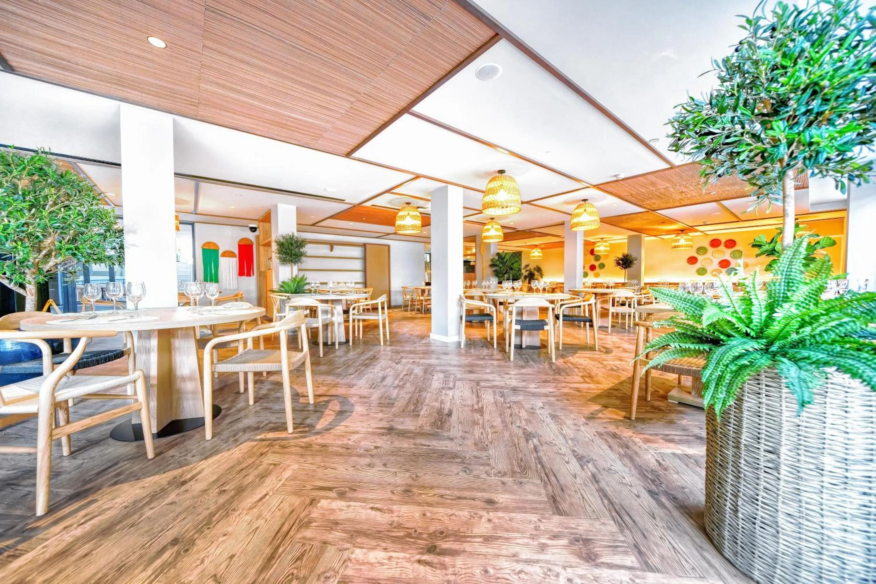 Restaurant/places to eat in Labranda Suites Costa Adeje