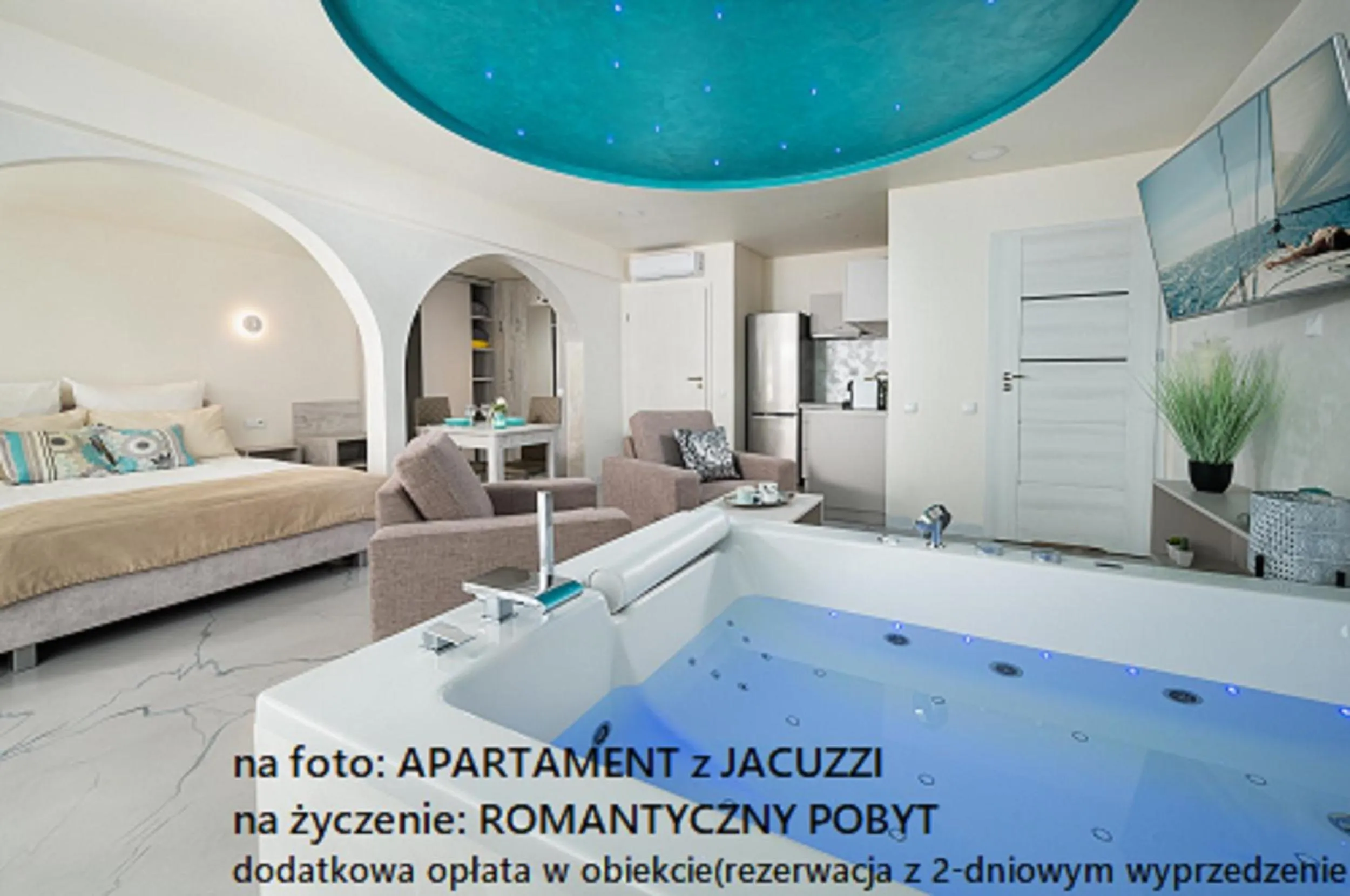 Hot Tub, Bed in Kameralny Aparthotel Elegante Władysławowo - Adults Only