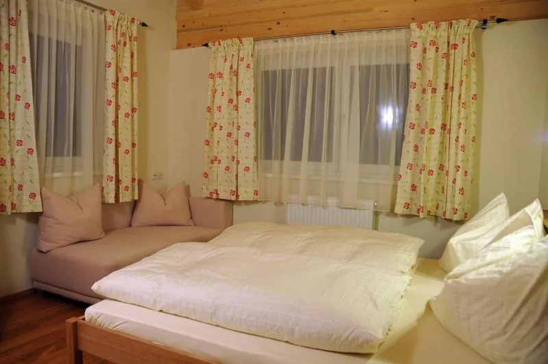Bedroom, Bed in Landhotel Berger