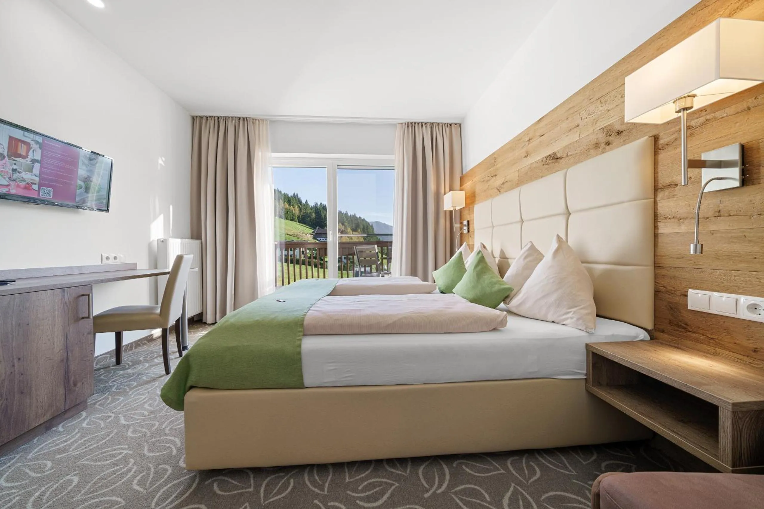 Bed in Landhotel Berger