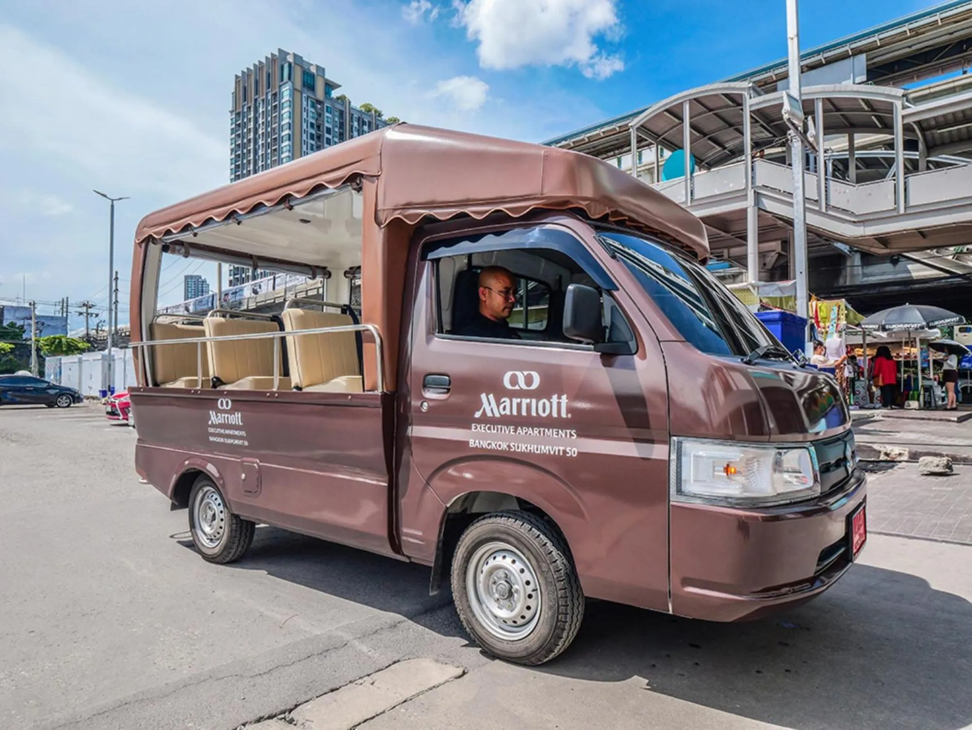 shuttle in Marriott Executive Apartments Bangkok, Sukhumvit 50