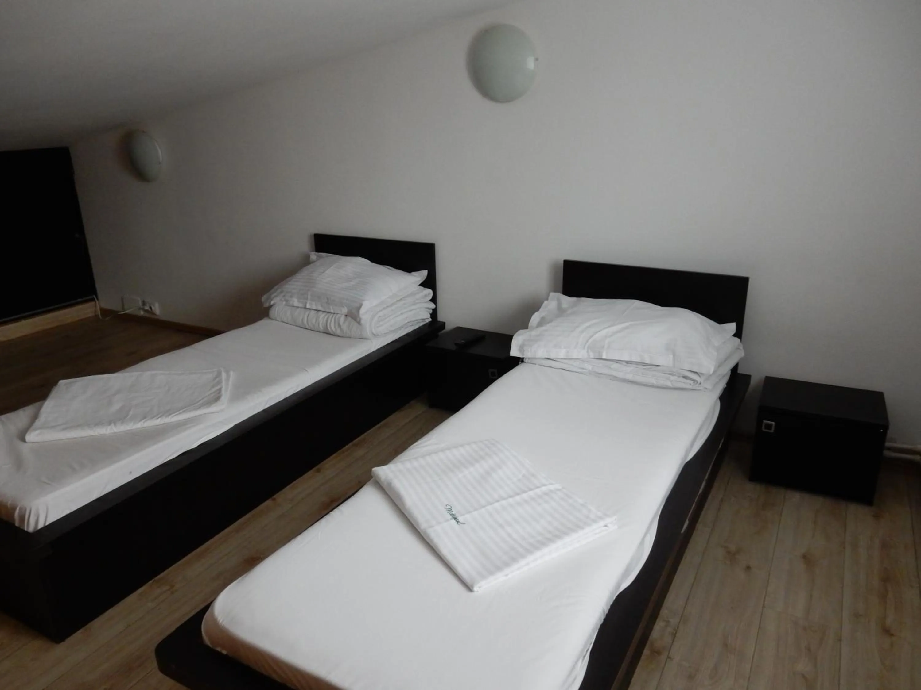 Bed in Aparthotel Metropol