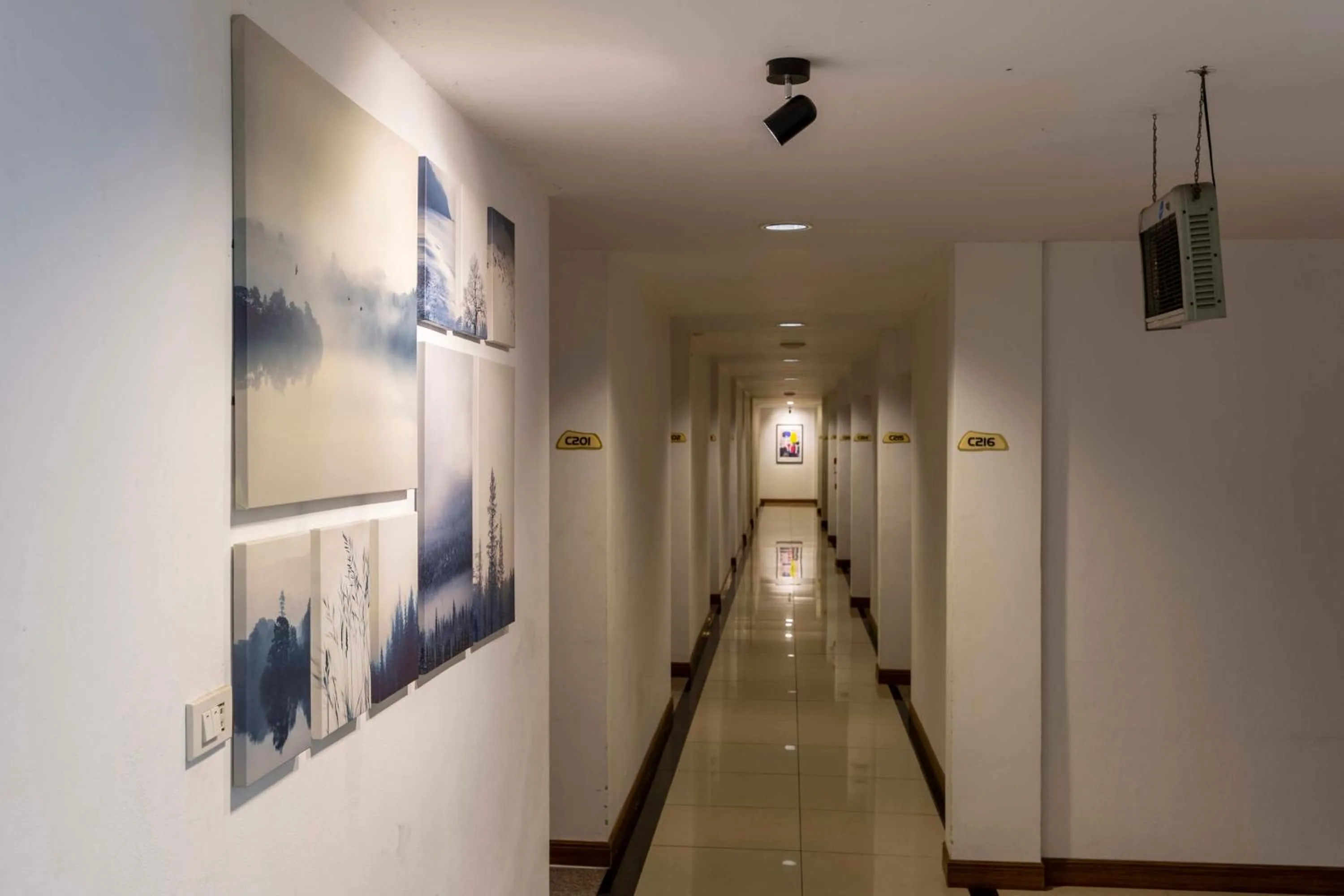 Property building in The President Hotel at Chokchai 4