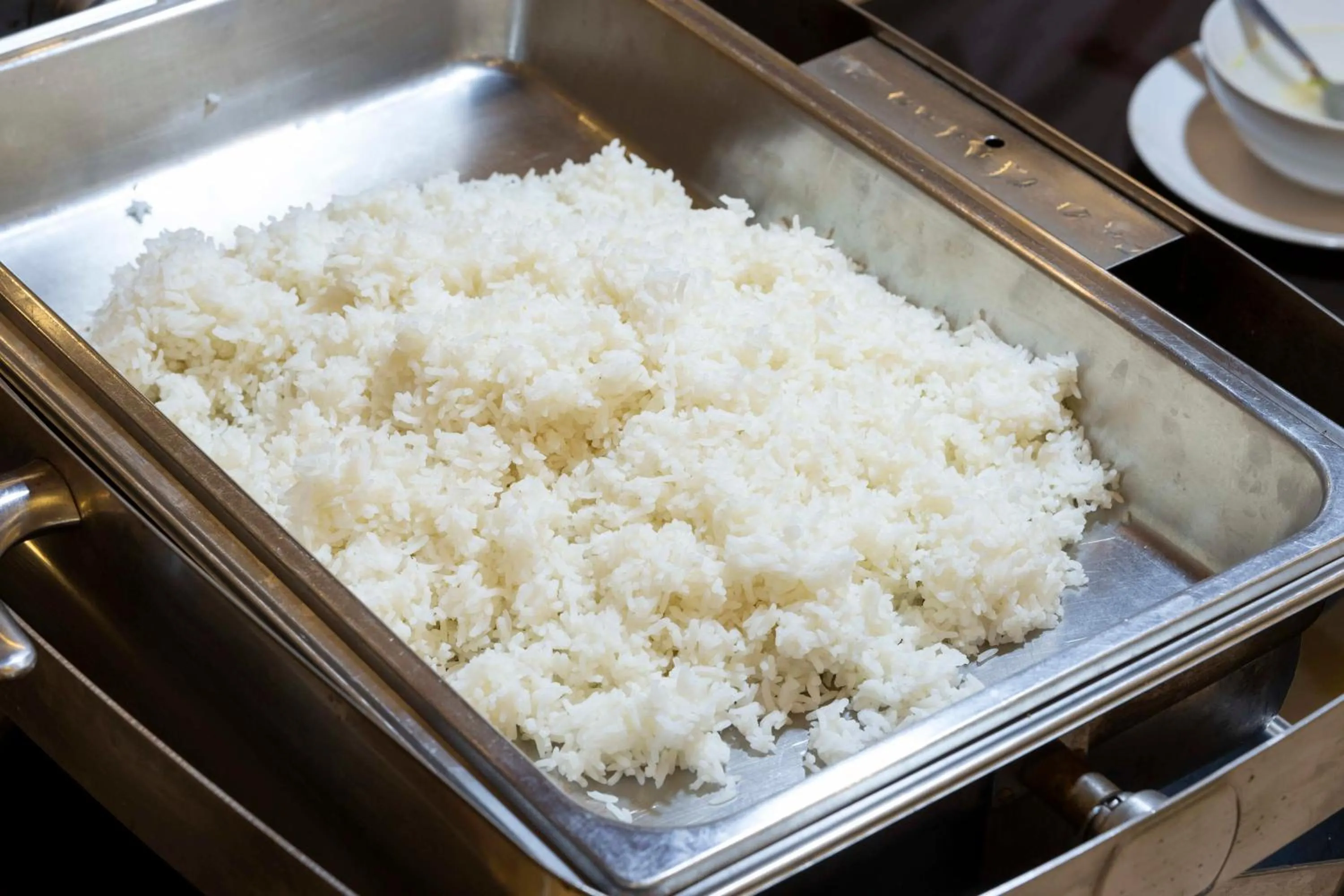 Food and drinks in The President Hotel at Chokchai 4