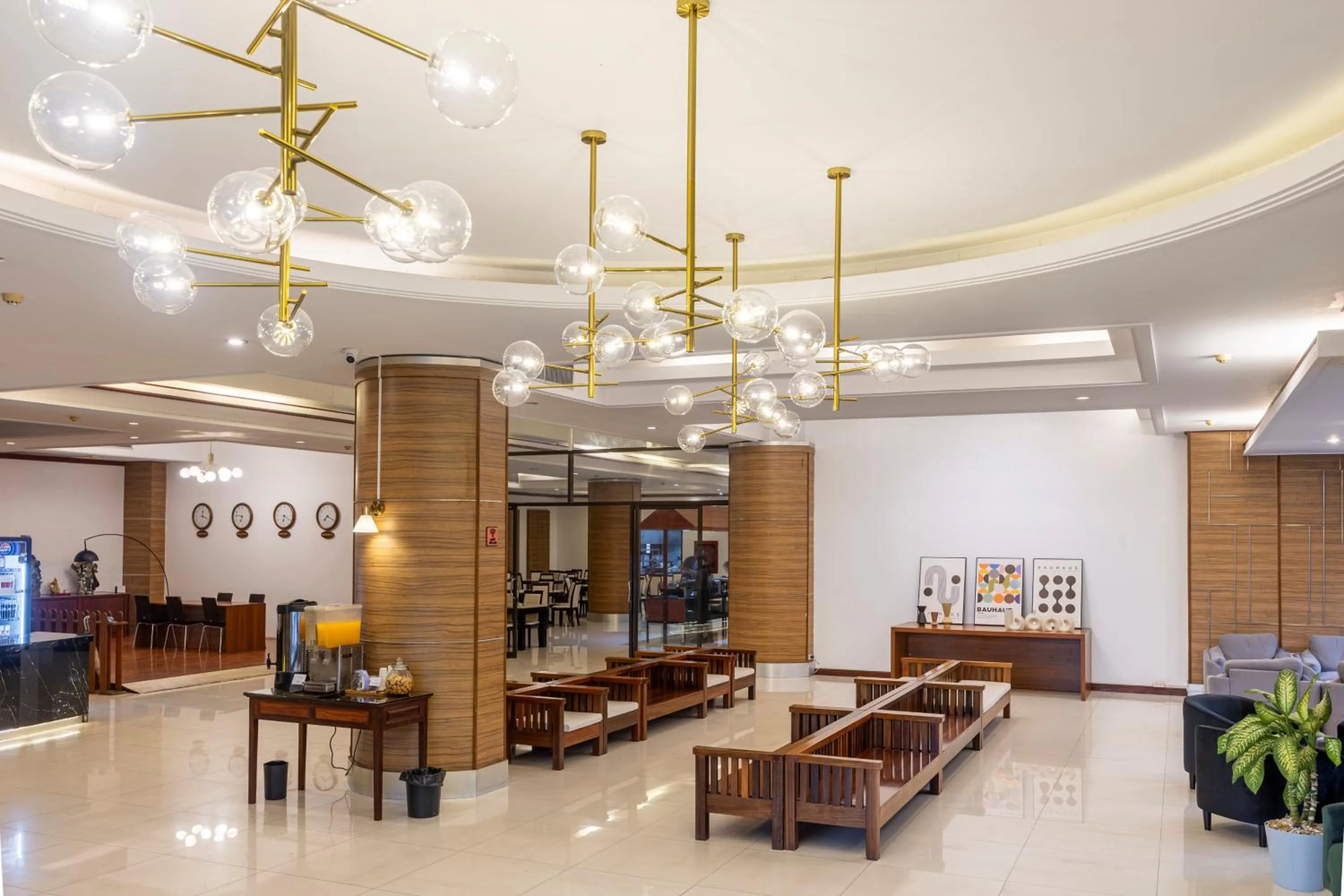 Lobby or reception in The President Hotel at Chokchai 4