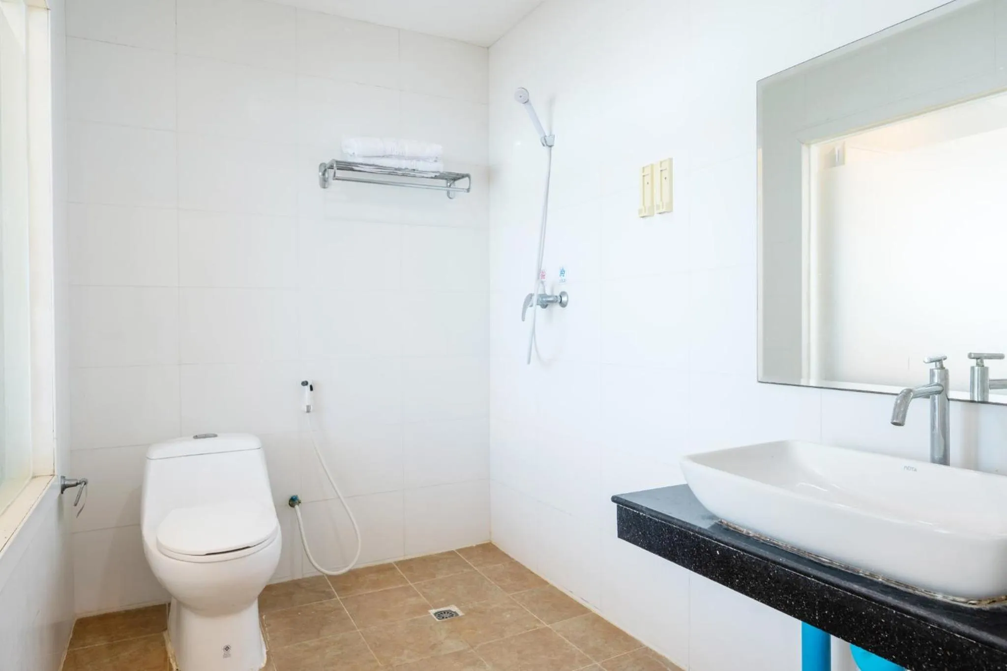 Bathroom in The President Hotel at Chokchai 4