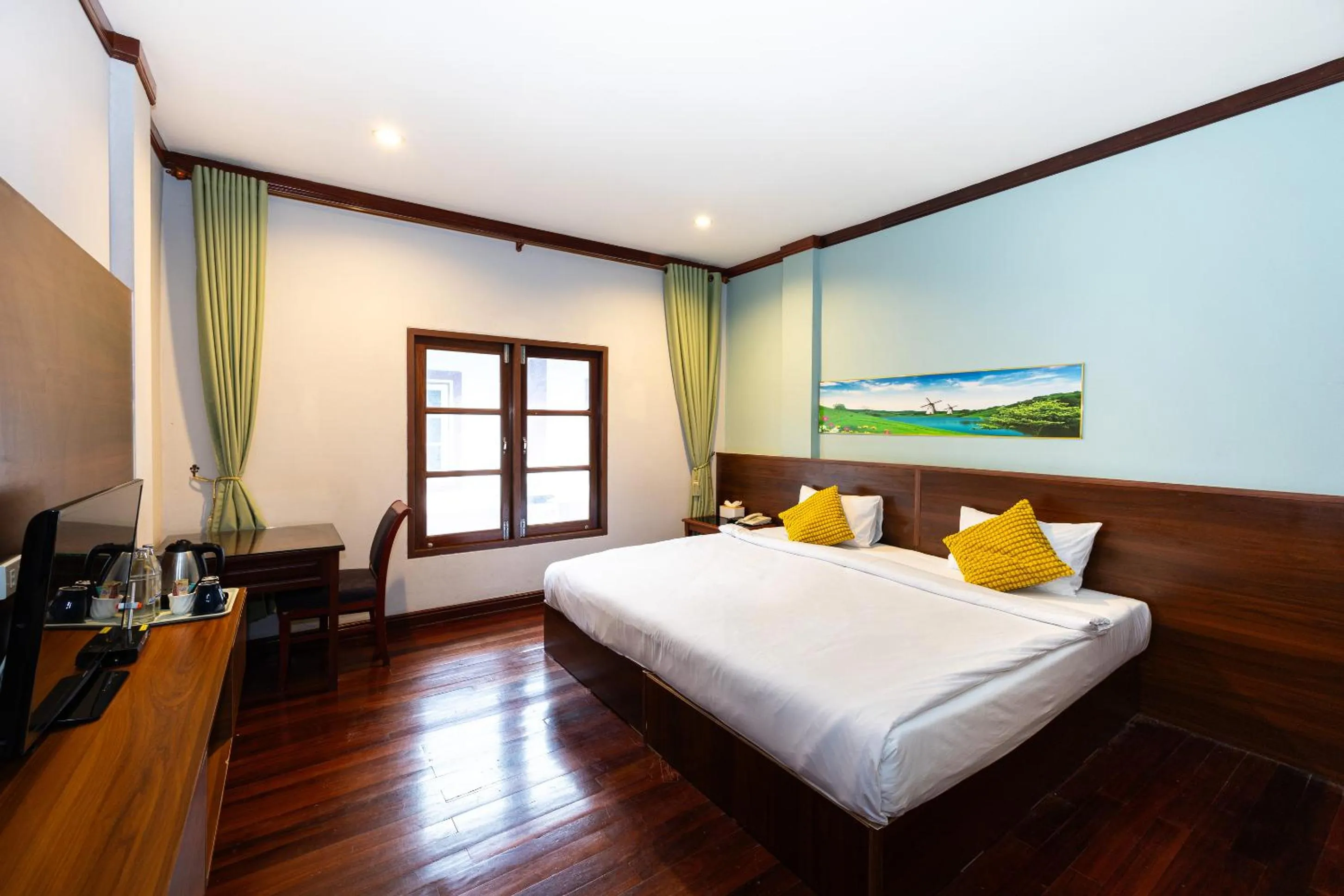 Bed in The President Hotel at Chokchai 4