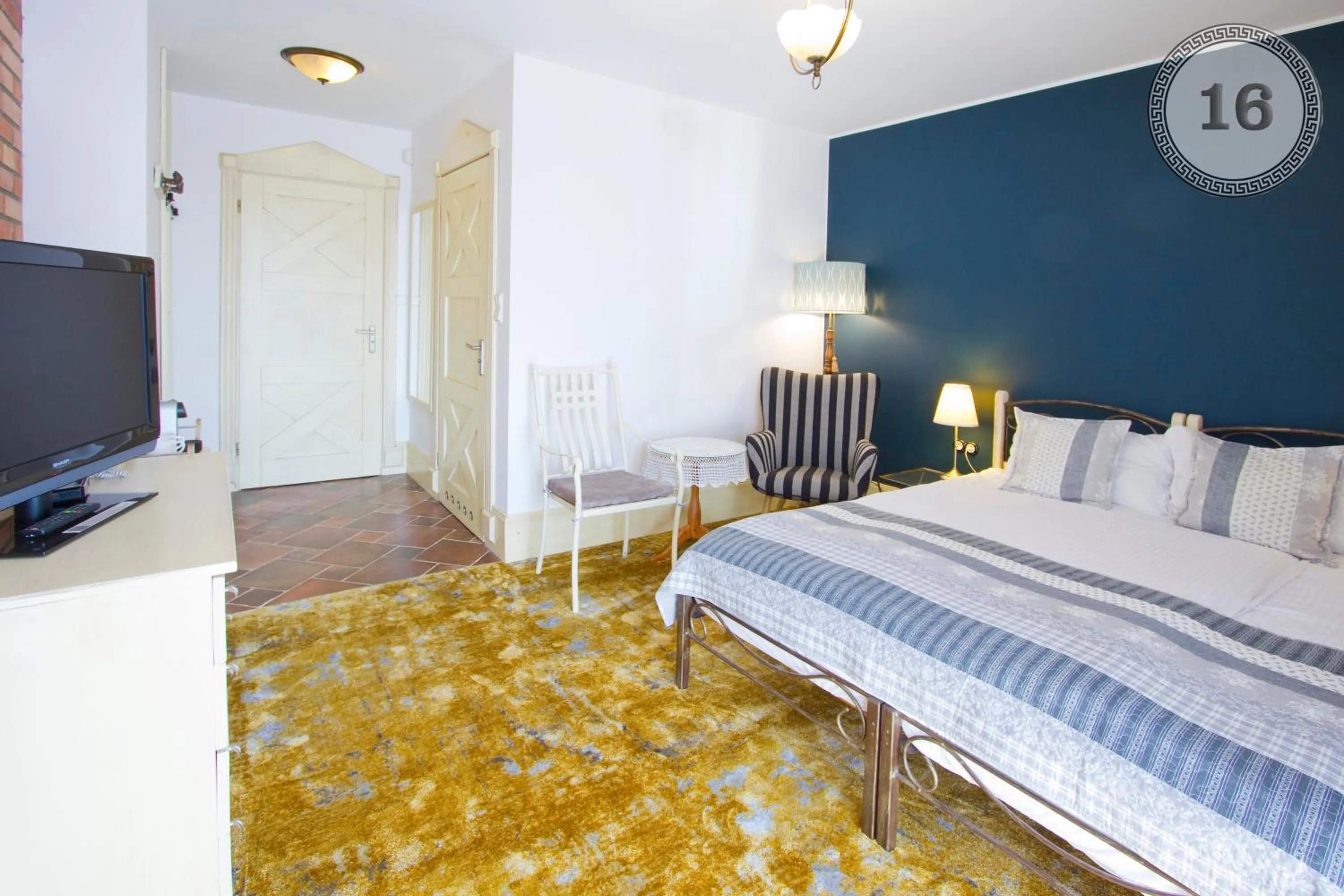 Bed in Willa Meander