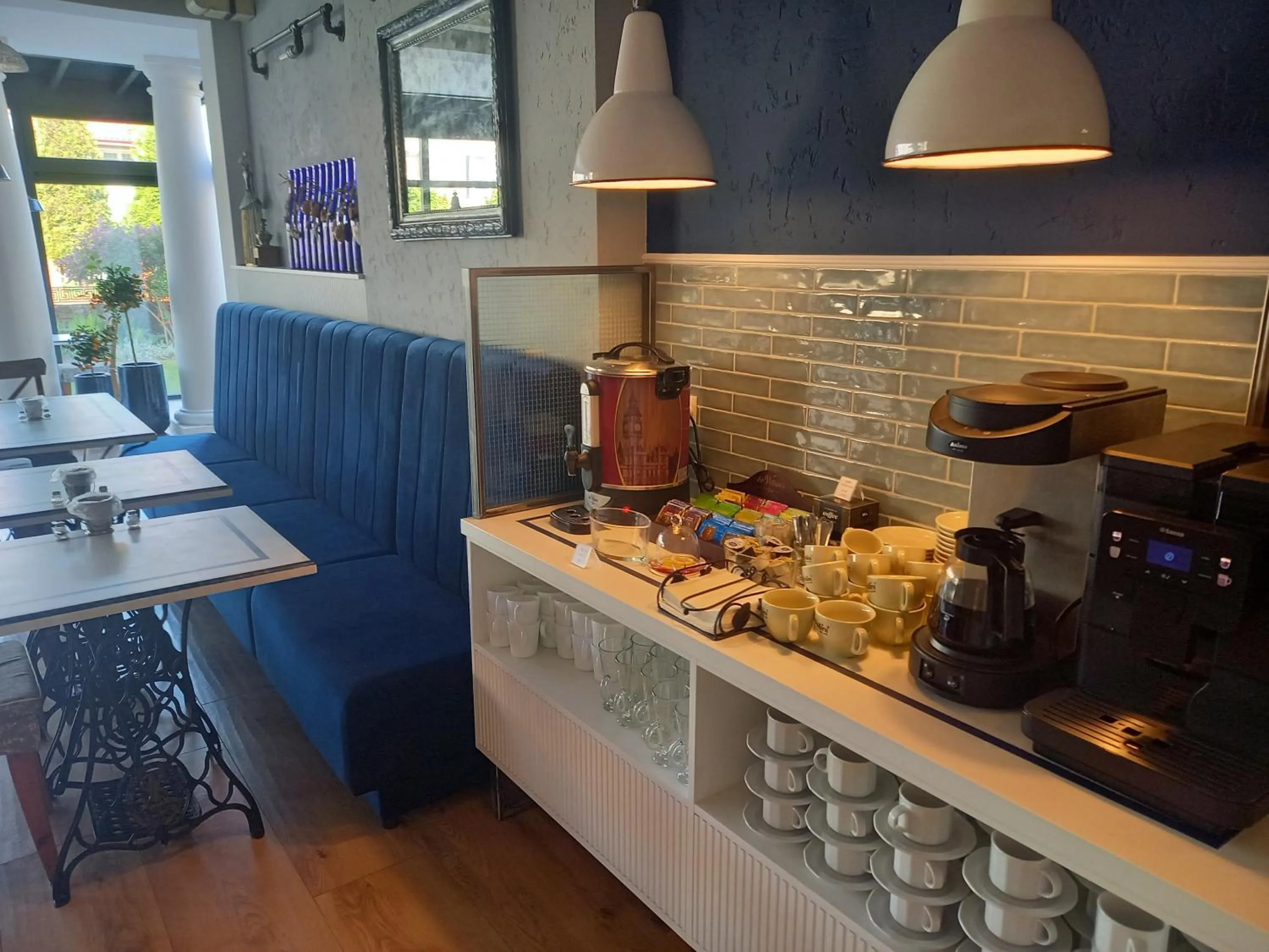 Restaurant/places to eat in Willa Meander