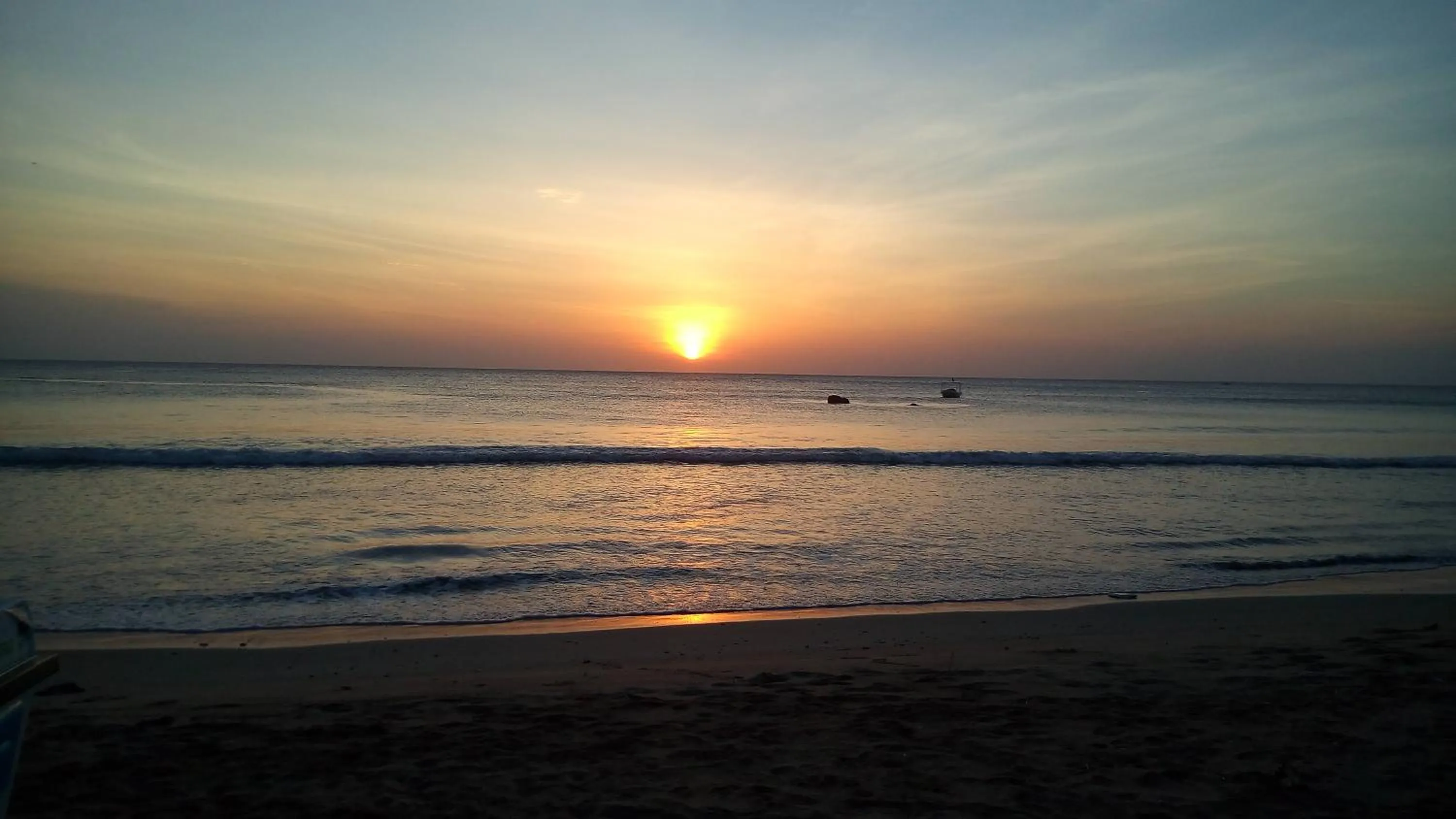 Beach in Nilaveli Beach Rooms