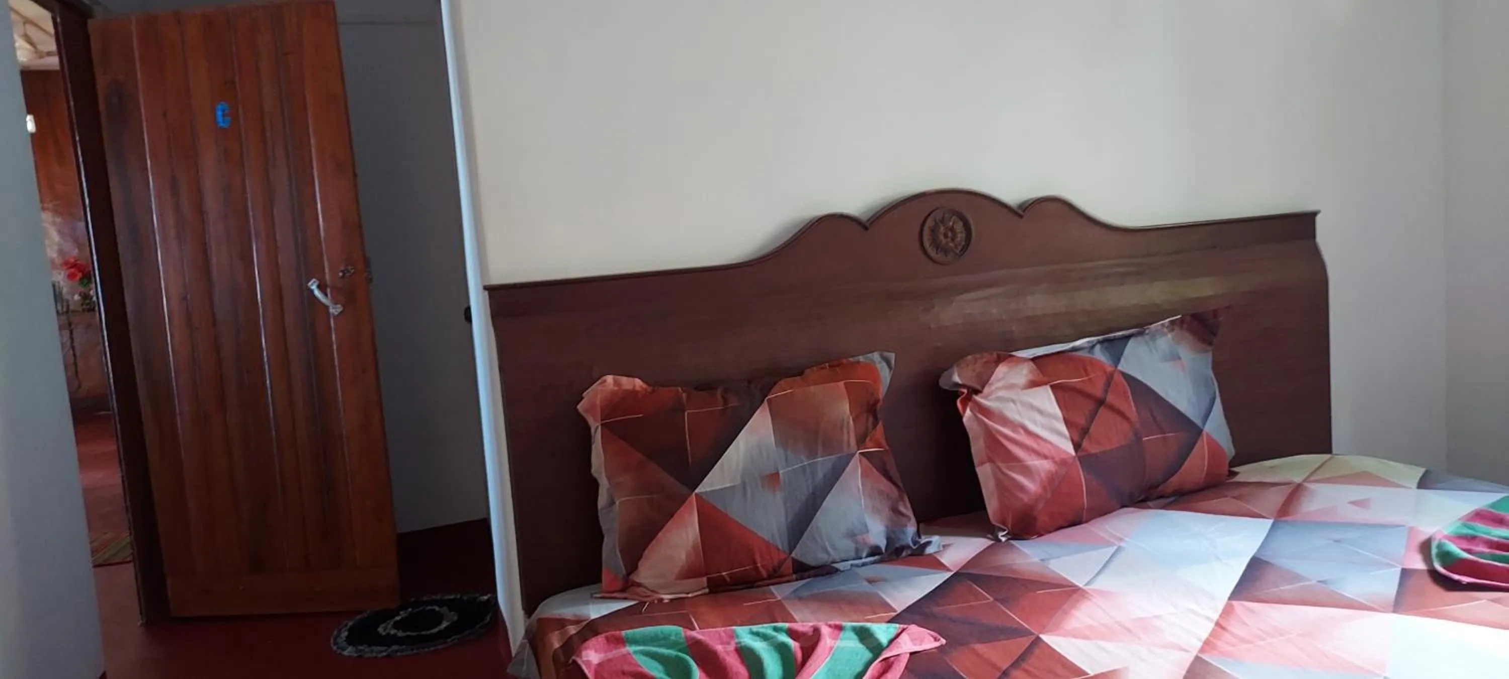 Bedroom, Bed in Nilaveli Beach Rooms