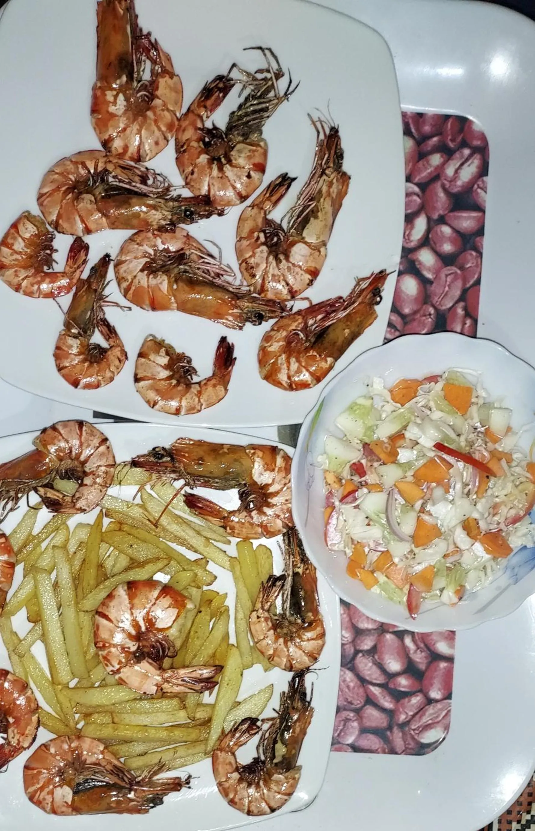 Restaurant/places to eat in Nilaveli Beach Rooms