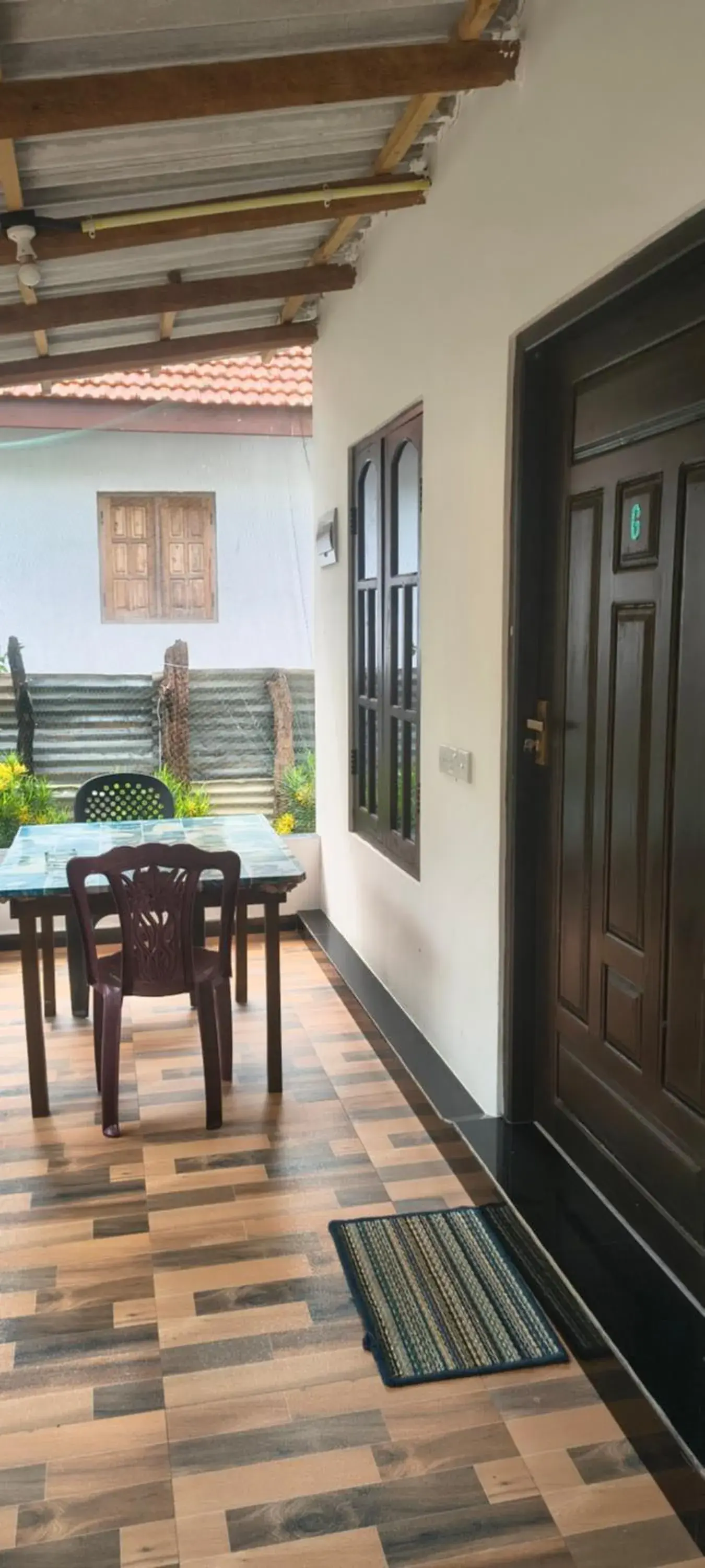 Deluxe Double Room - single occupancy in Nilaveli Beach Rooms Deluxe Double Room - single occupancy in Nilaveli Beach Rooms